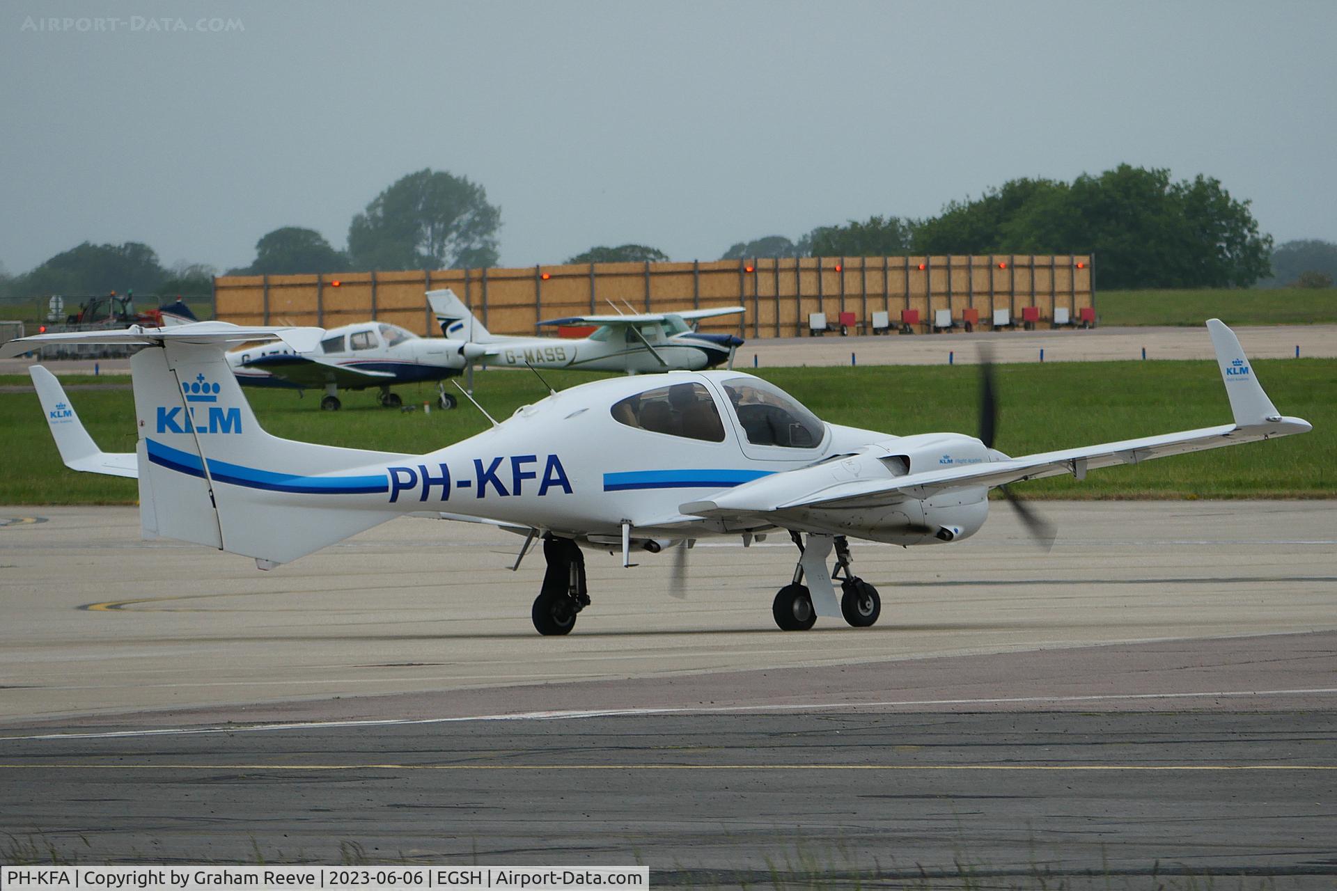 PH-KFA, 2014 Diamond DA-42NG Twin Star C/N 42.N138, Just landed at Norwich.