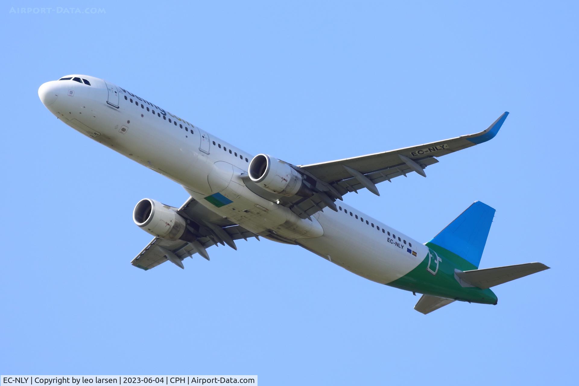 EC-NLY, 2015 Airbus A321-211 C/N 6719, Copenhagen 4.6.2023