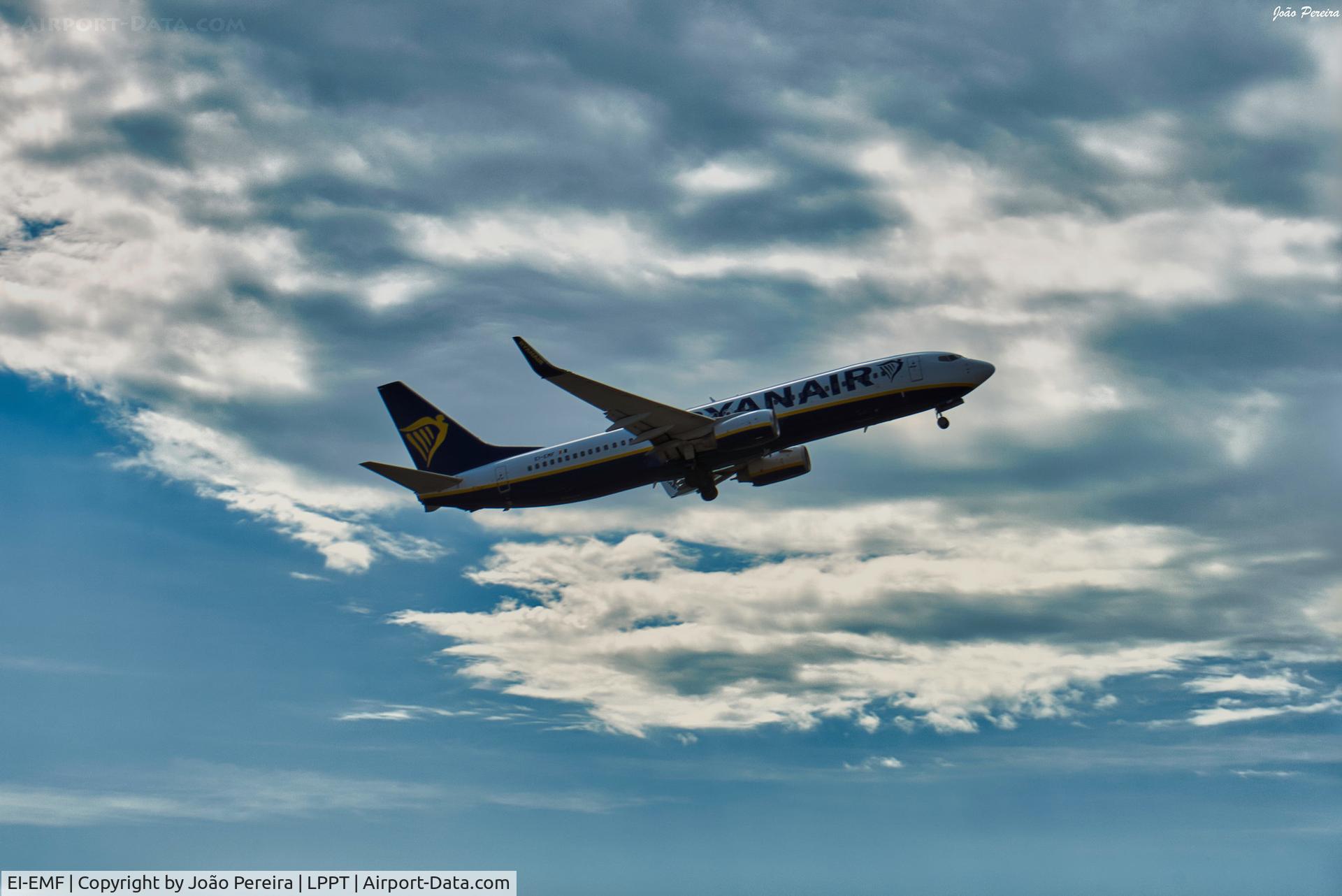 EI-EMF, 2010 Boeing 737-8AS C/N 34978, Ryanair B738 at LPPT