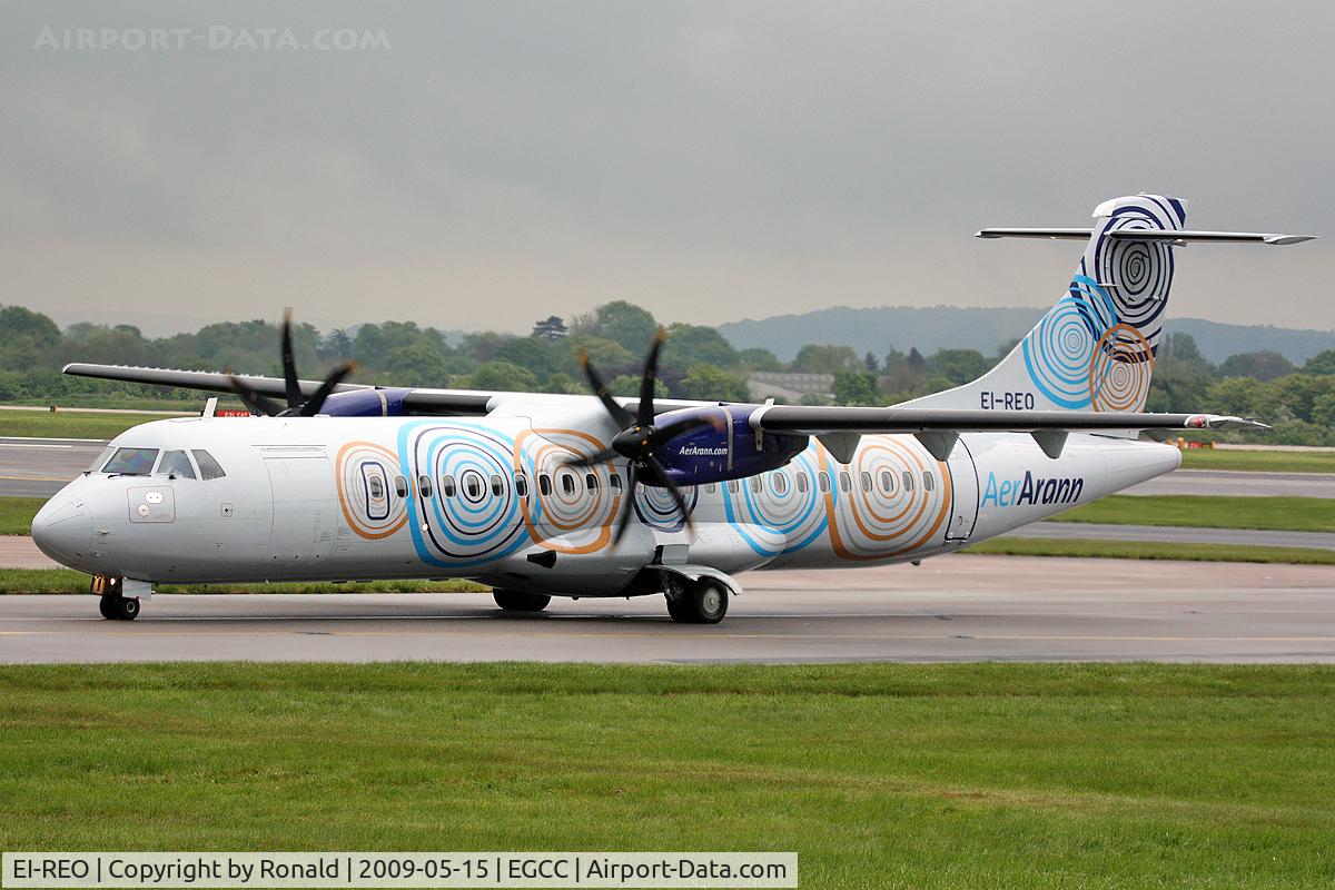 EI-REO, 2008 ATR 72-212A C/N 787, at man