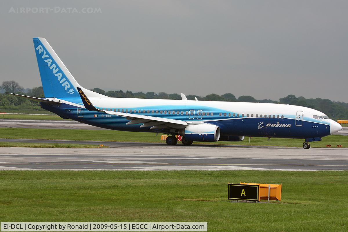 EI-DCL, 2004 Boeing 737-8AS C/N 33806, at man