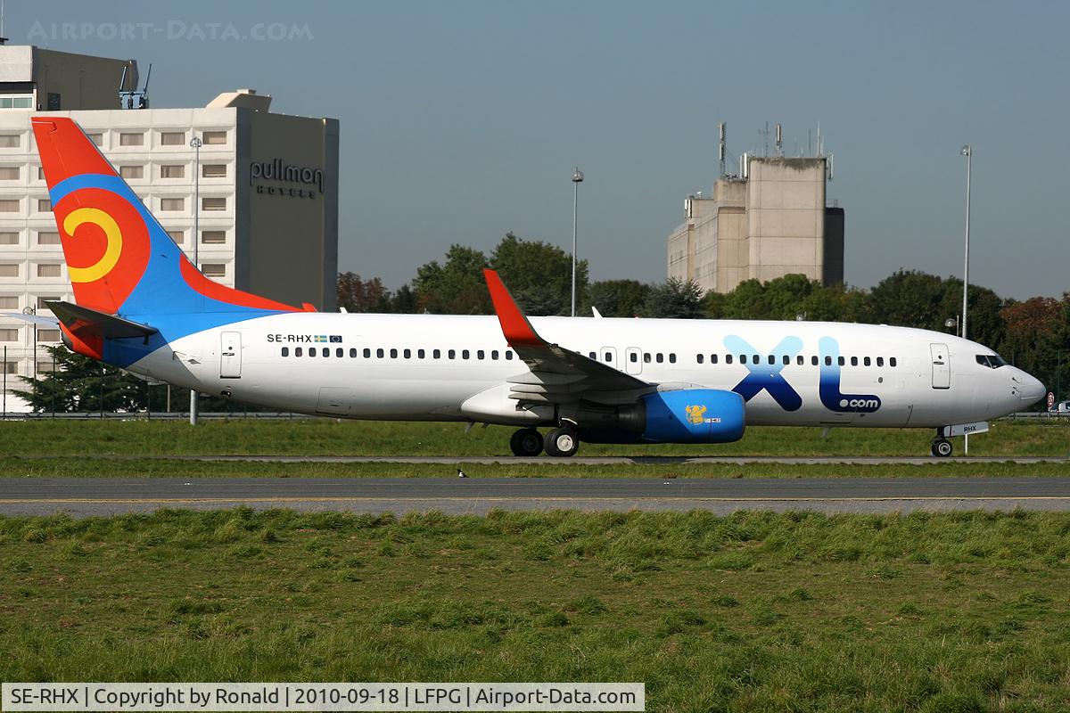 SE-RHX, 1999 Boeing 737-86N C/N 28592, at cdg