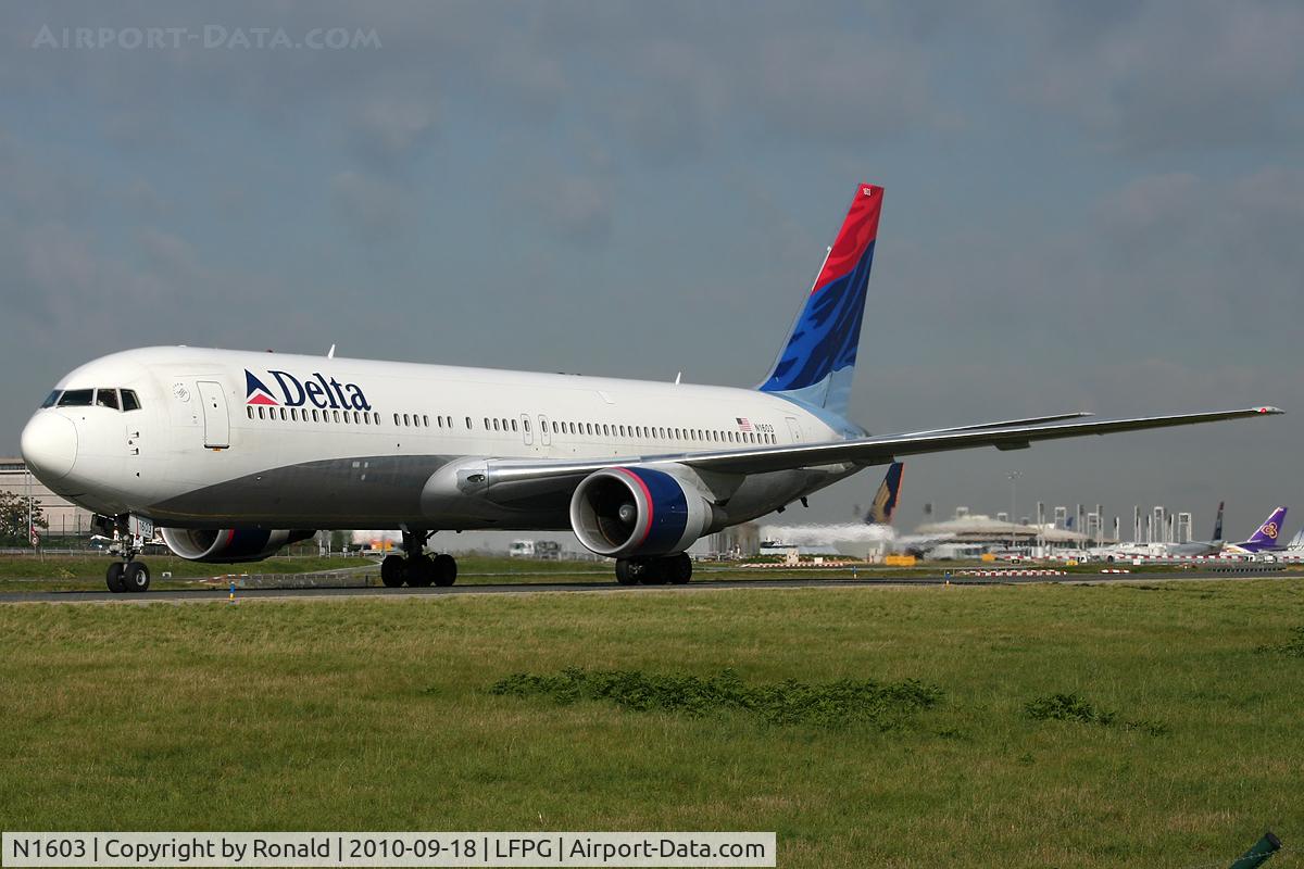 N1603, 1999 Boeing 767-332 C/N 29695, at cdg