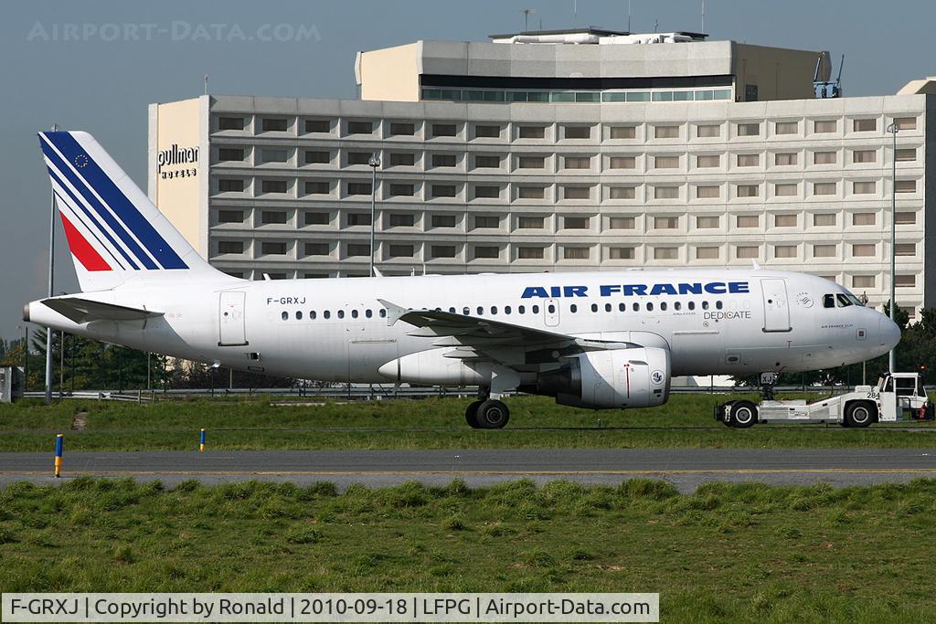 F-GRXJ, 2005 Airbus A319-115LR C/N 2456, at cdg