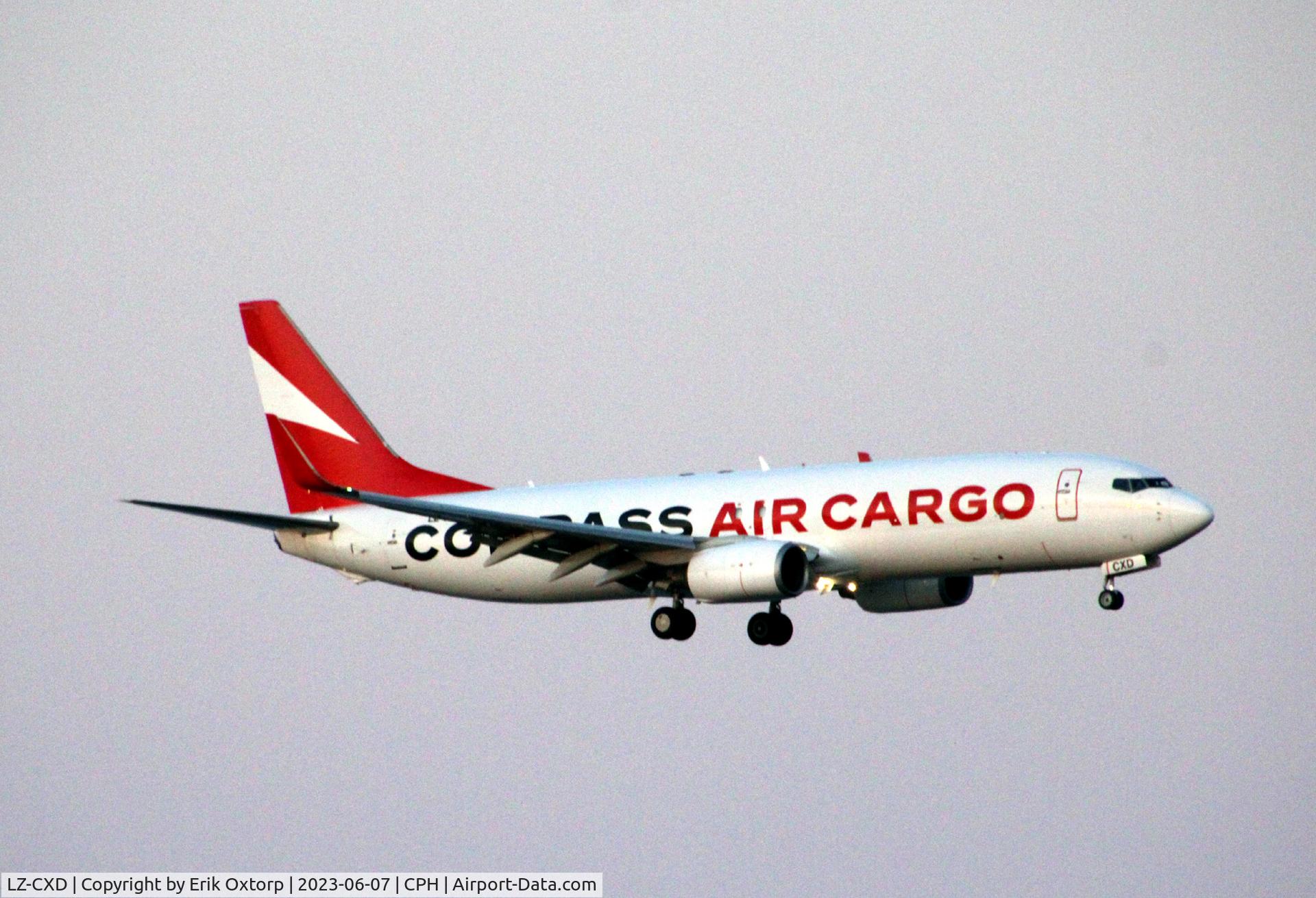 LZ-CXD, 2006 Boeing 737-85R C/N 34800, LZ-CXD landing rw 22L