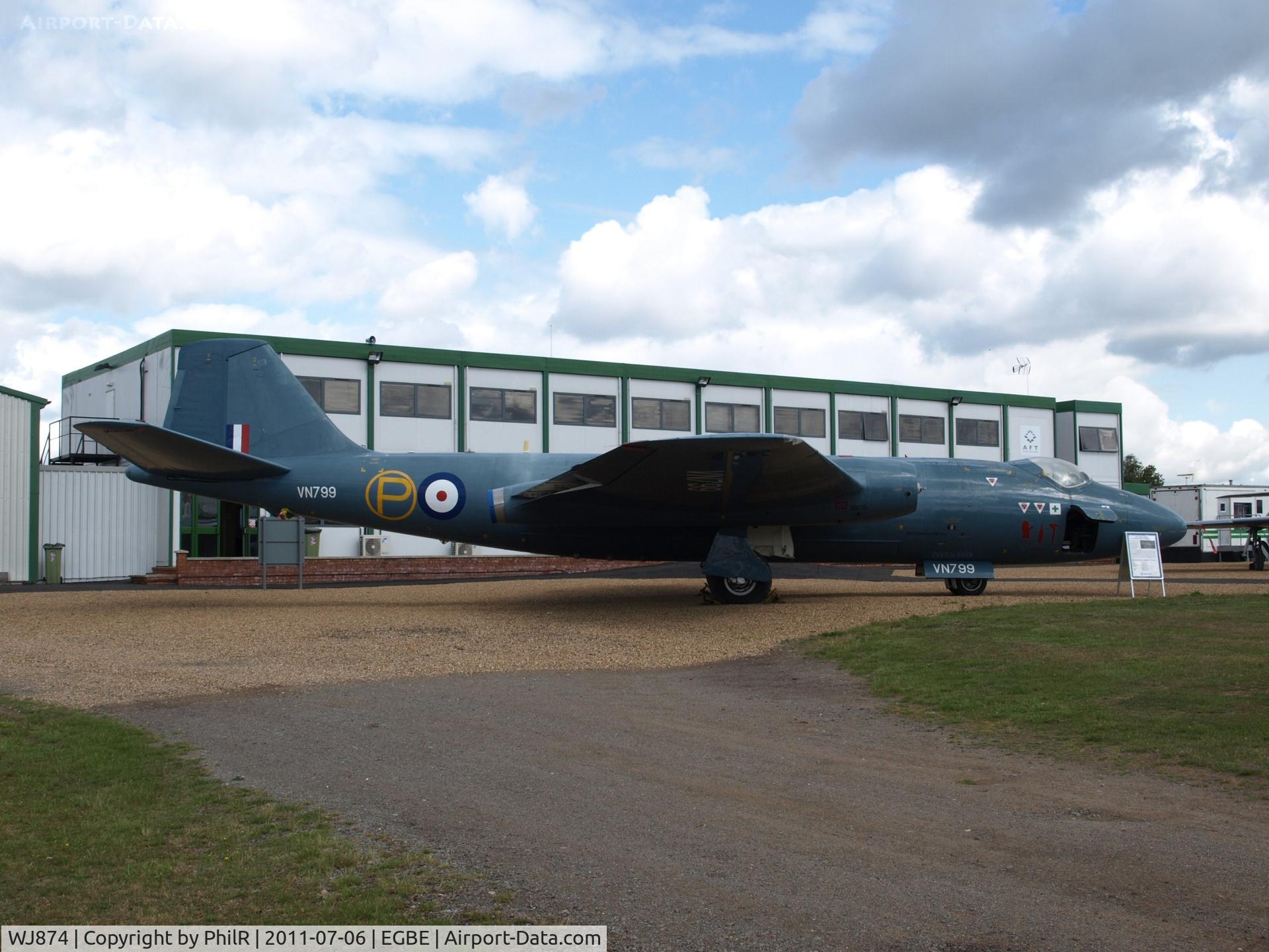 WJ874, 1954 English Electric Canberra T.4 C/N EEP71367, VN799 (WJ874) 1955 EE Canberra T4 RAF Coventry