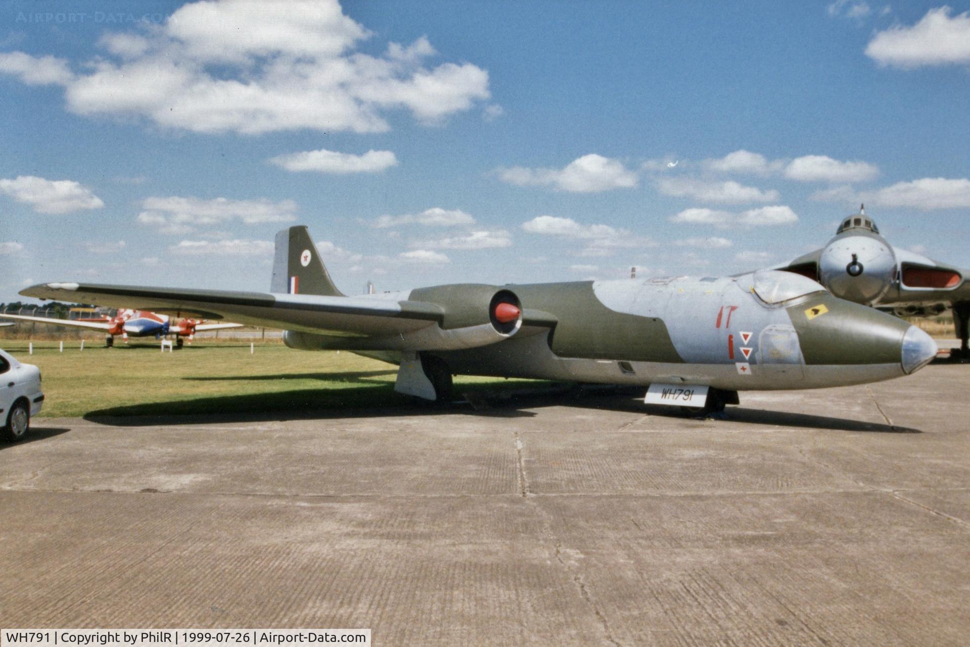 WH791, 1954 English Electric Canberra PR.7 C/N Not found WH791, WH791 1954 EE Canberra PR1 RAF Newark Air Museum