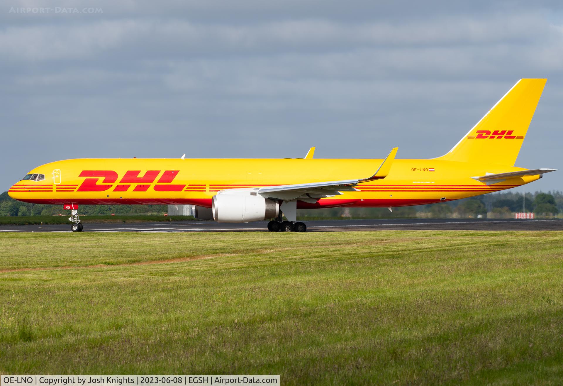 OE-LNO, 1998 Boeing 757-223F C/N 29590, Departing After Respray.