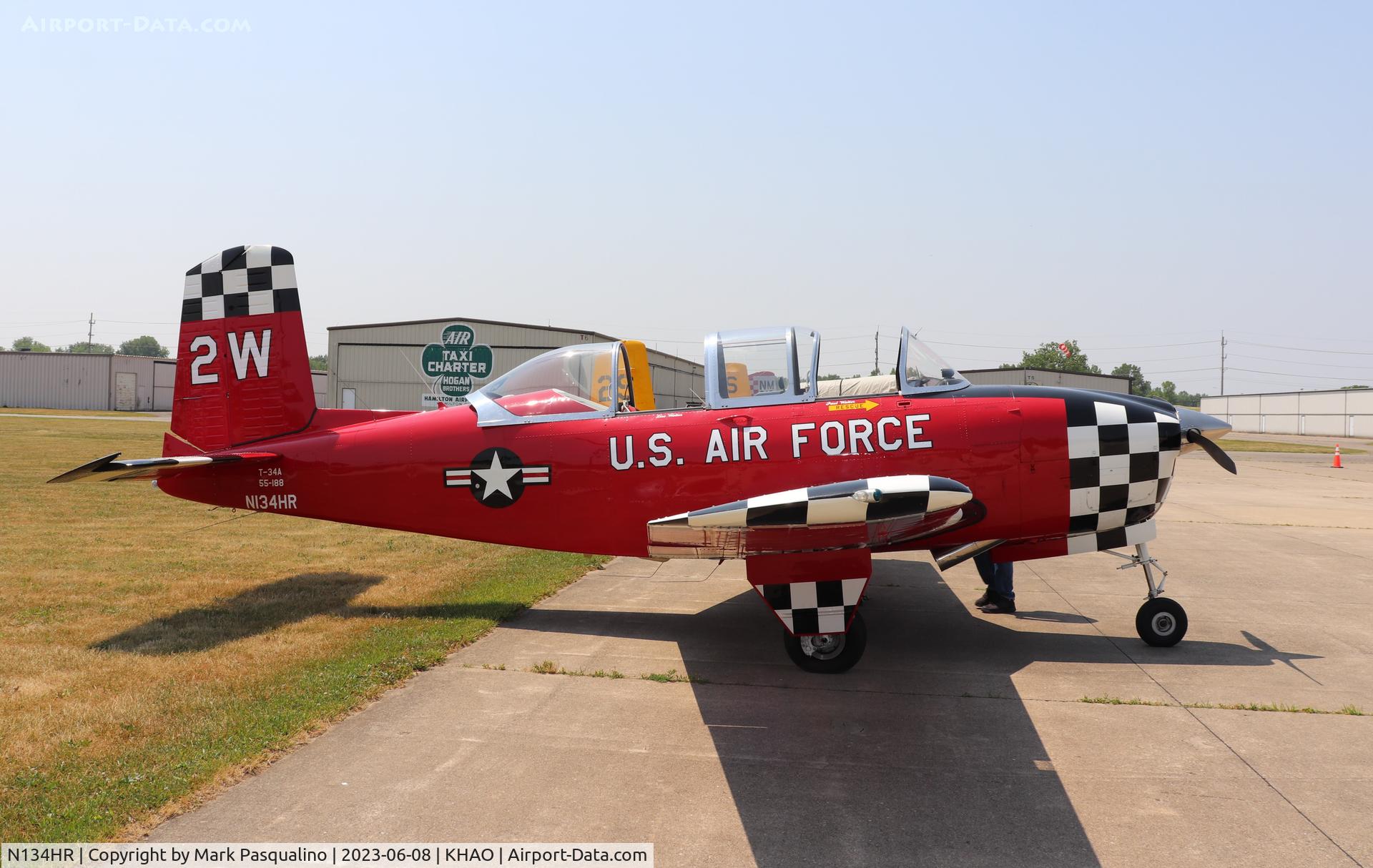N134HR, 1955 Beech A45 C/N G-745, Beech T-34A
