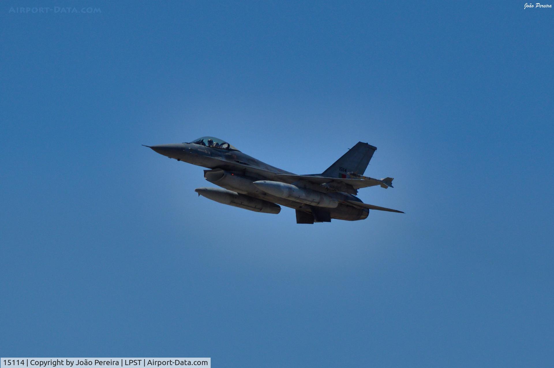 15114, Lockheed F-16A Fighting Falcon C/N AA-14, FAP F16 at LPST