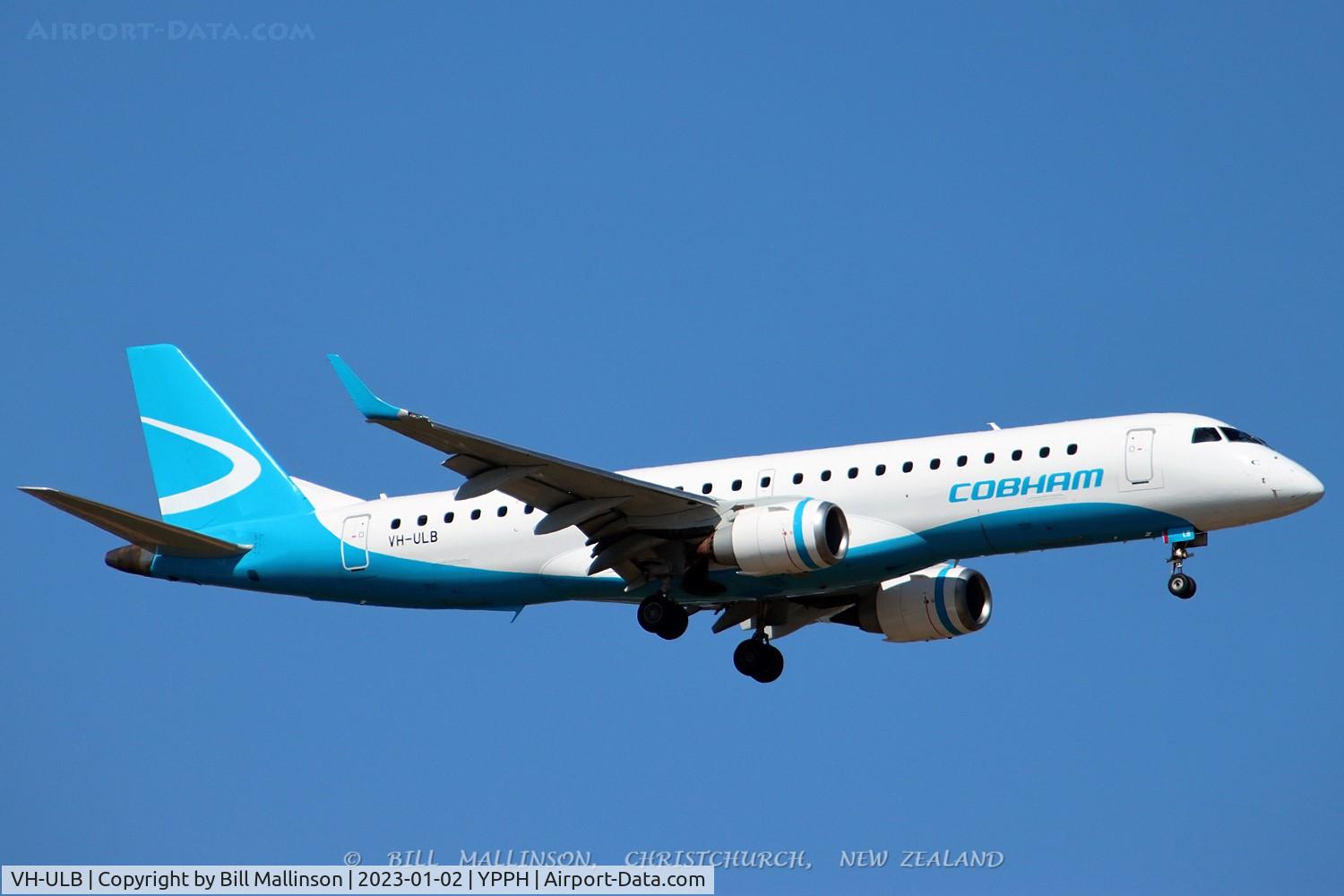 VH-ULB, 2008 EMBRAER E190 C/N 19000190, finals to 21