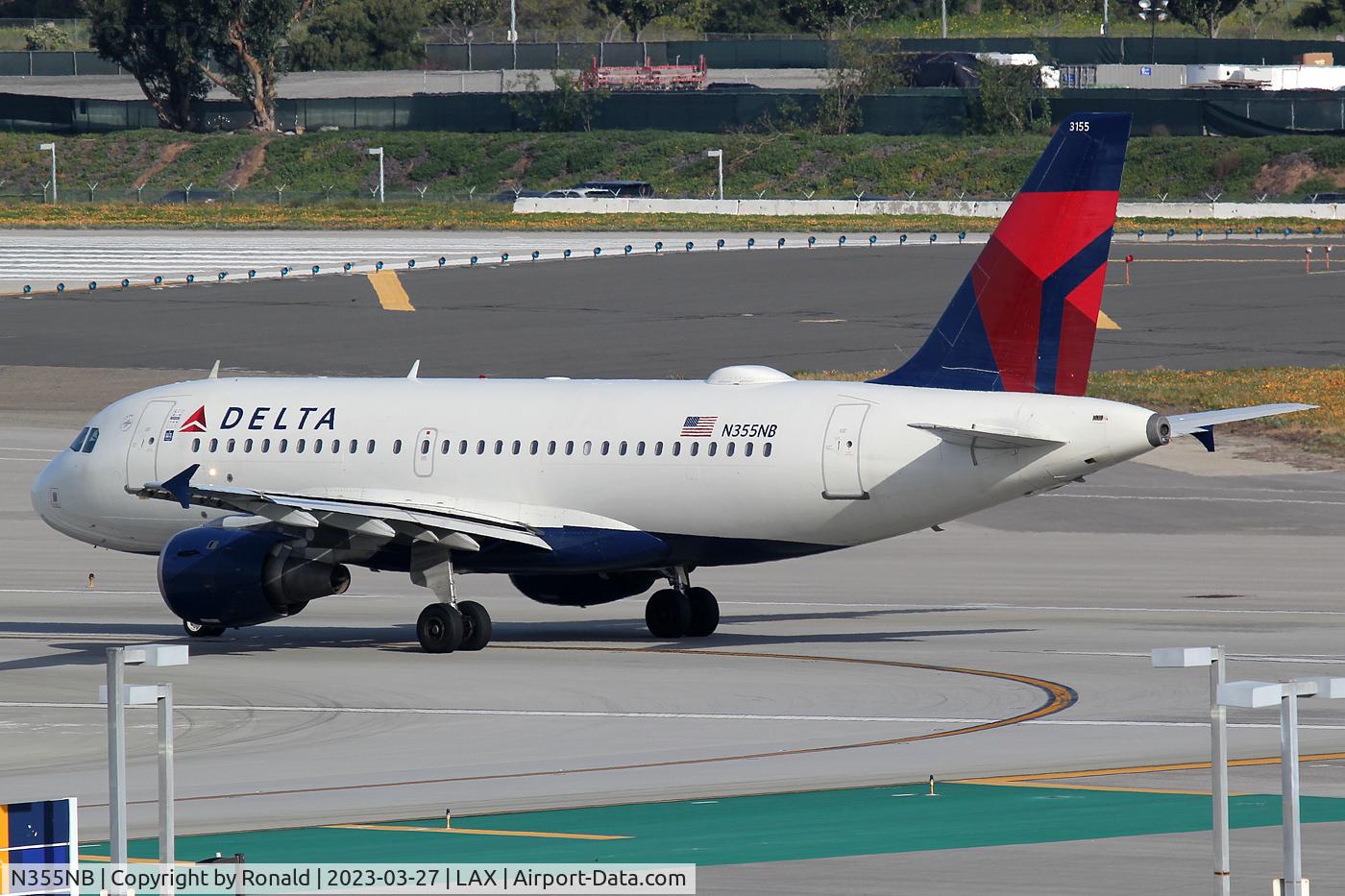 N355NB, 2002 Airbus A319-114 C/N 1839, at lax
