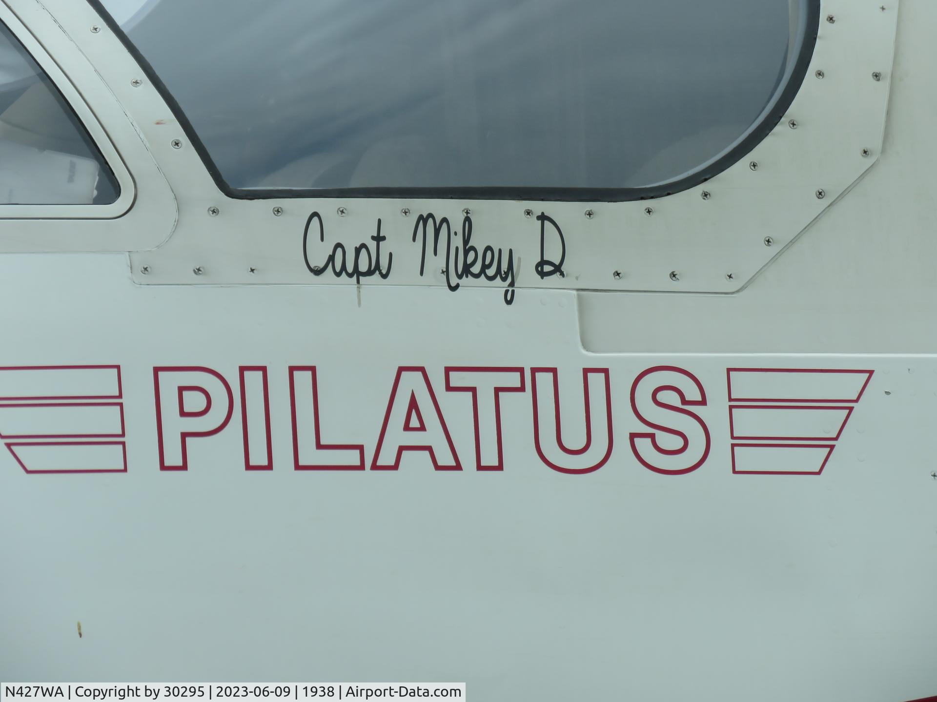 N427WA, 2001 Pilatus PC-12/45 C/N 427, Pilatus' Pilot