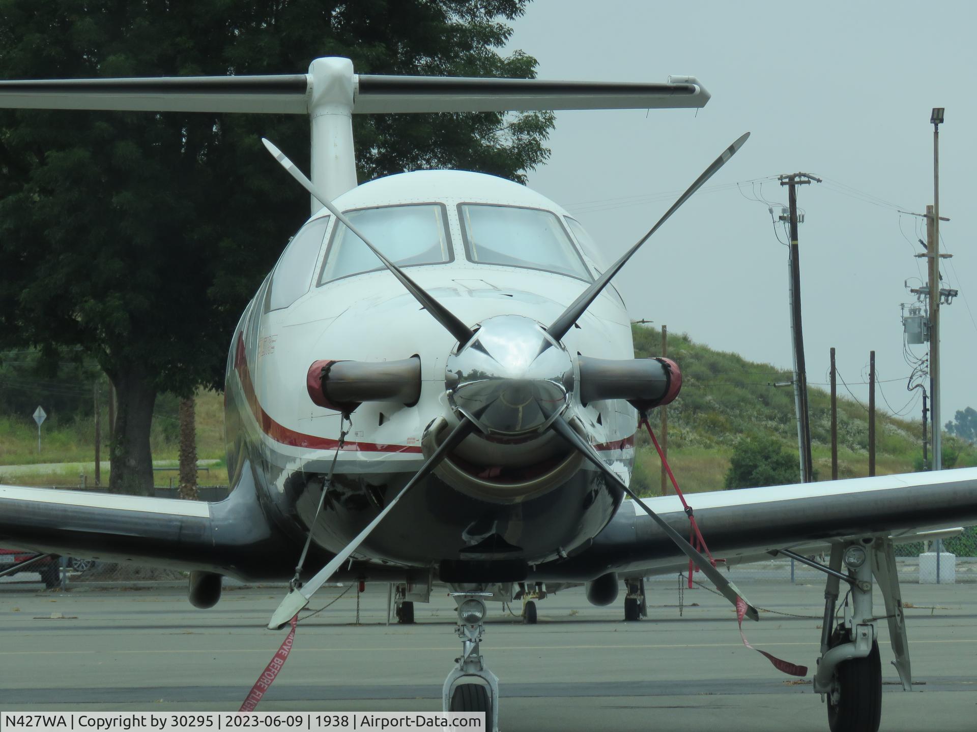 N427WA, 2001 Pilatus PC-12/45 C/N 427, PWC PT6A-67B