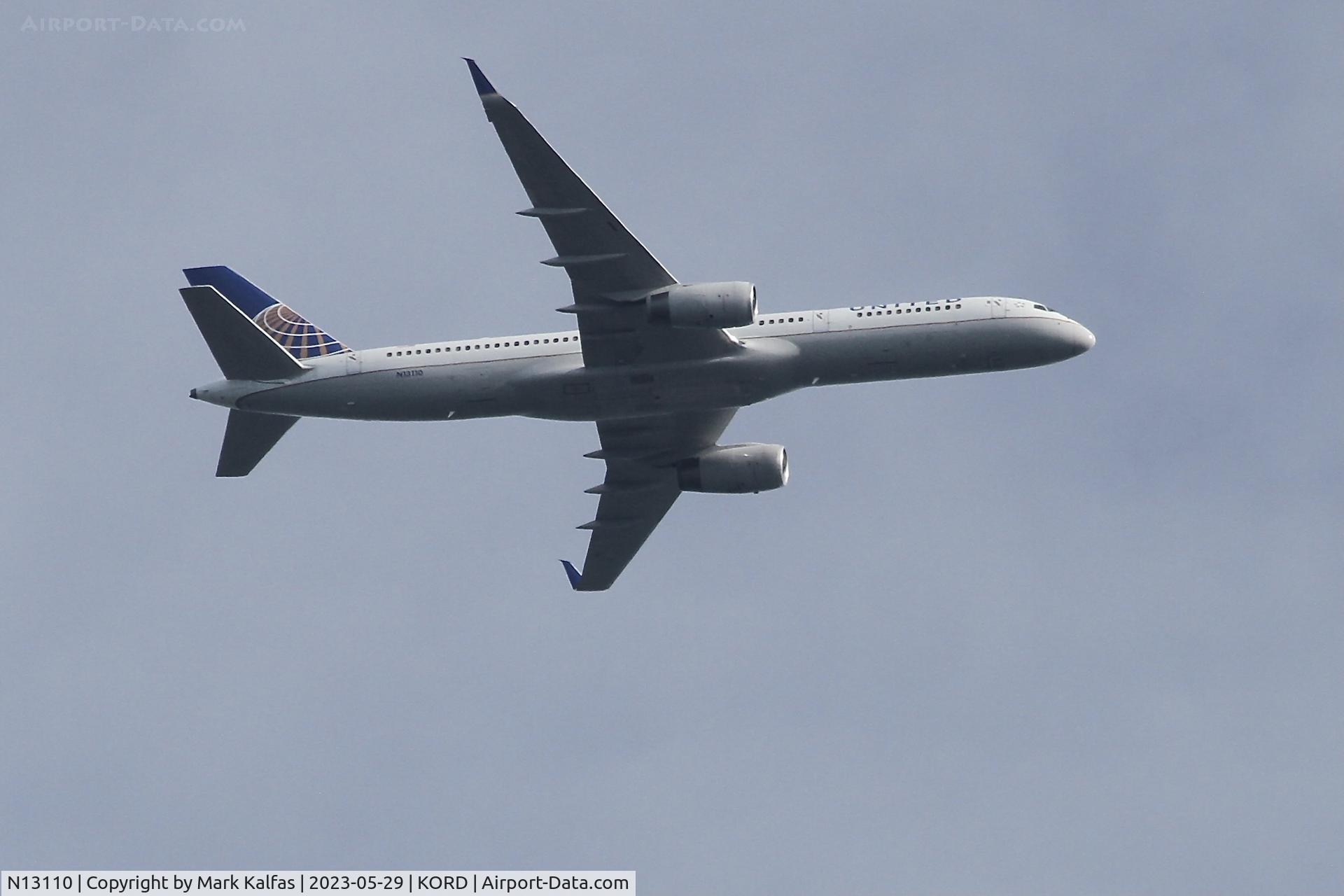 N13110, 1994 Boeing 757-224 C/N 27300, United Airlines Boeing 757-224/B752 N13110 UA2497 IAD-ORD