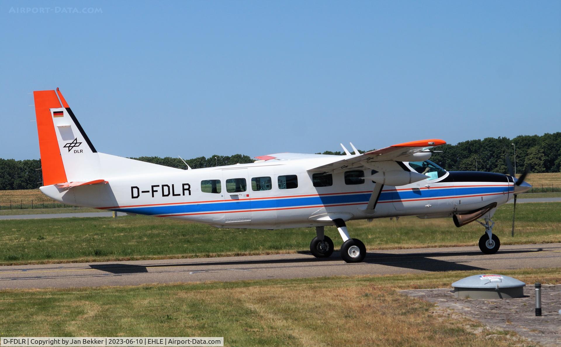 D-FDLR, 1998 Cessna 208B Grand Caravan C/N 208B-0708, Arriving at Lelystad Airport