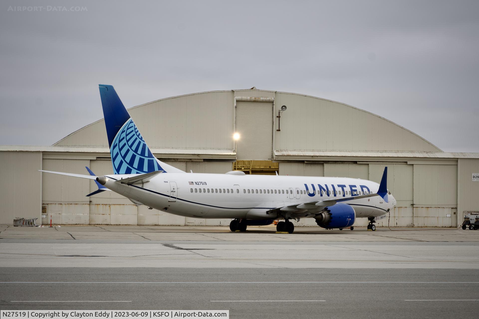 N27519, 2019 Boeing 737-9 MAX C/N 43459, SFO 2023.
