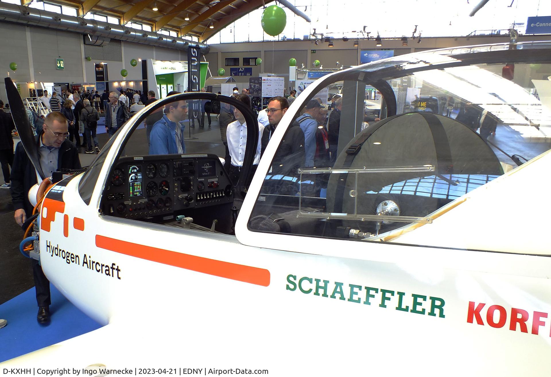D-KXHH, Valentin / THWS Taifun 17 H2 C/N not found_D-KXHH, Valentin / THWS (Technical University of Applied Sciences Würzburg-Schweinfurt) Taifun 17 H2 with electric motor powered by fuel cell at the AERO 2023, Friedrichshafen