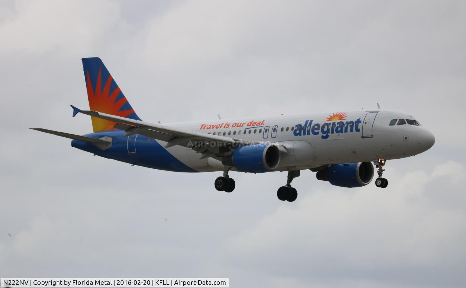 N222NV, 2001 Airbus A320-214 C/N 1530, AAY A320 zx