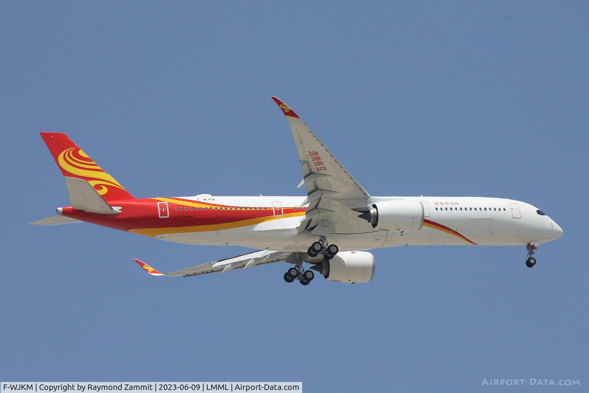 F-WJKM, Airbus 350-900 C/N 260, A350-900 F-WJKM Hainan Airlines