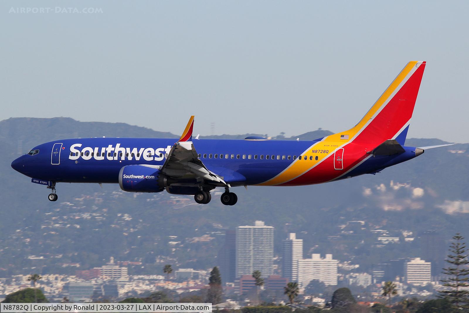N8782Q, Boeing 737-8 MAX C/N 67759, at lax