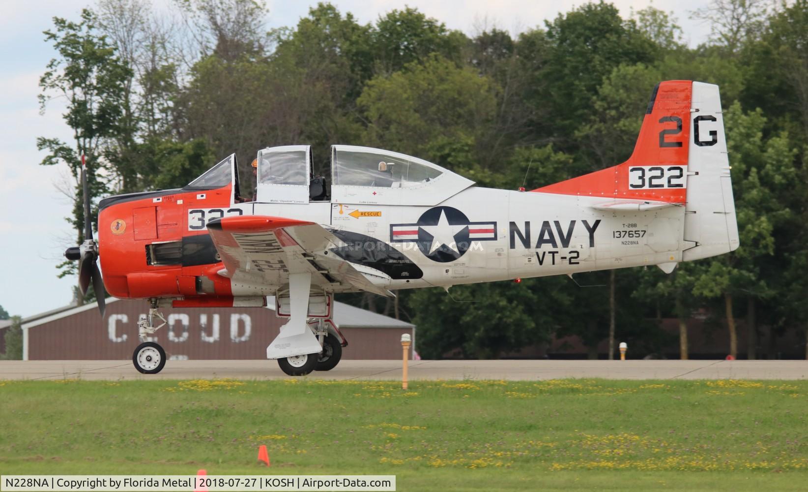 N228NA, North American T-28B Trojan C/N 200-20 (137657), T-28 zx