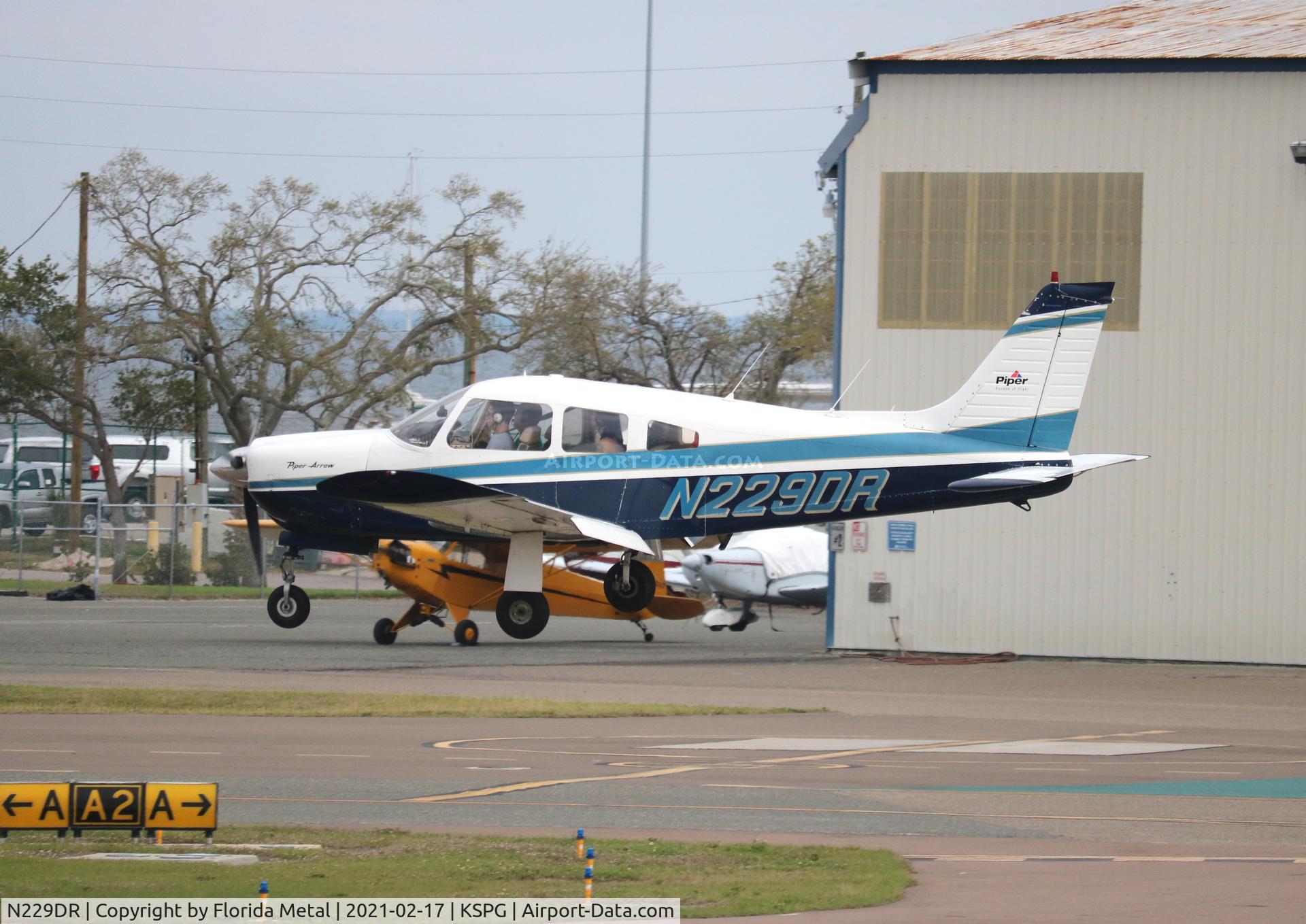 N229DR, 1976 Piper PA-28R-200 C/N 28R-7635320, PA-28-200 zx