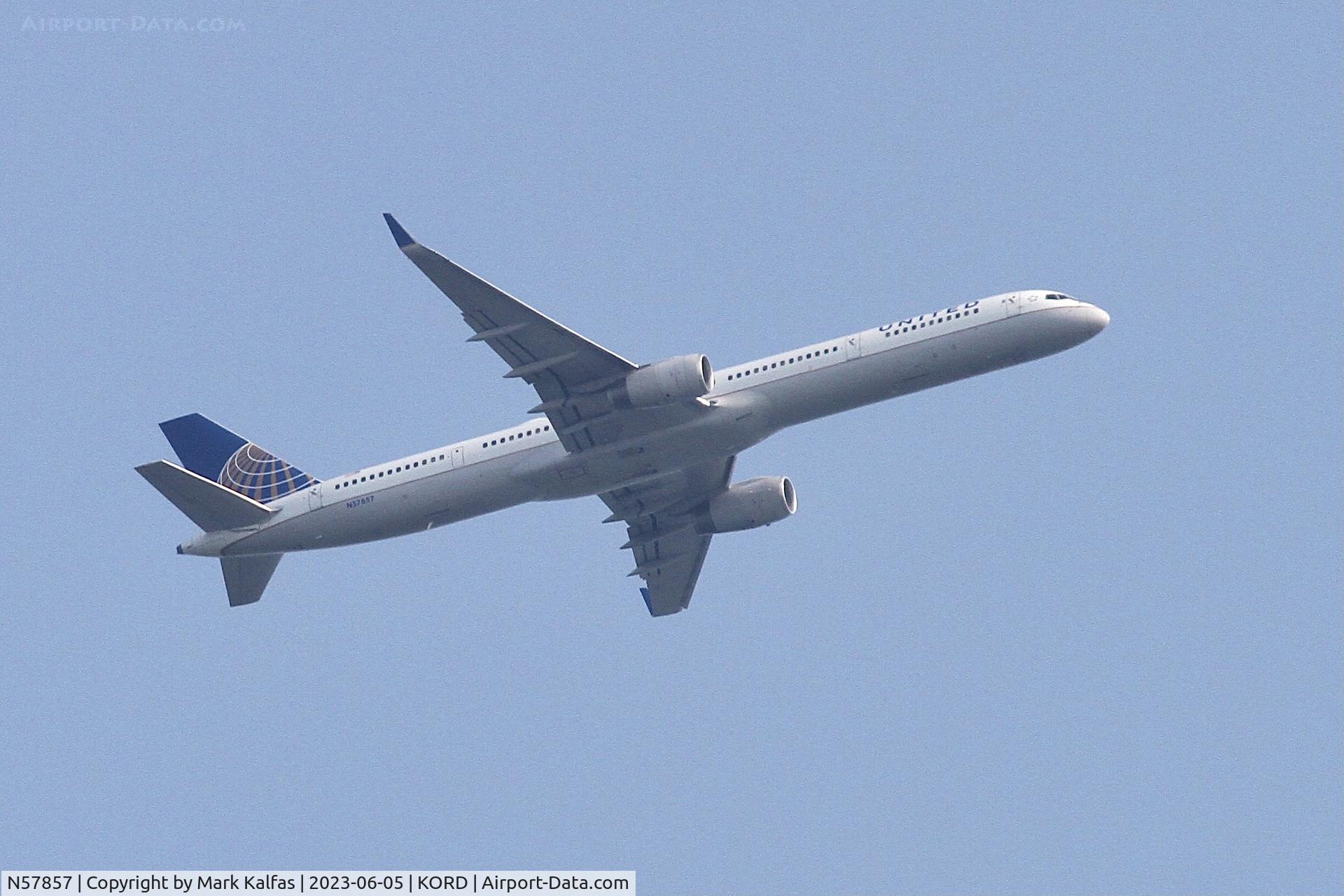 N57857, 2004 Boeing 757-324 C/N 32816, United Airlines B753, N57857 UA1828 MCO-ORD