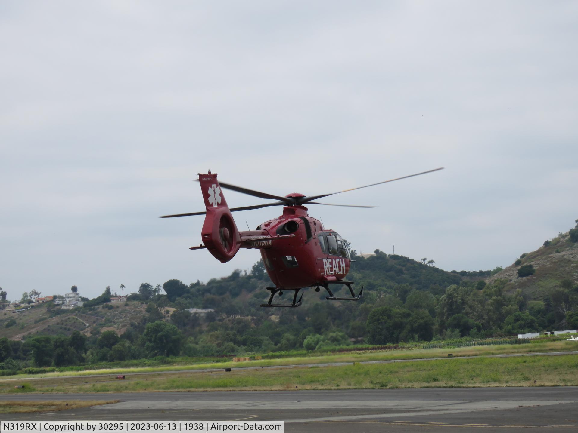 N319RX, 2016 Airbus Helicopters EC-135P-3 C/N 1223, Turning westerly