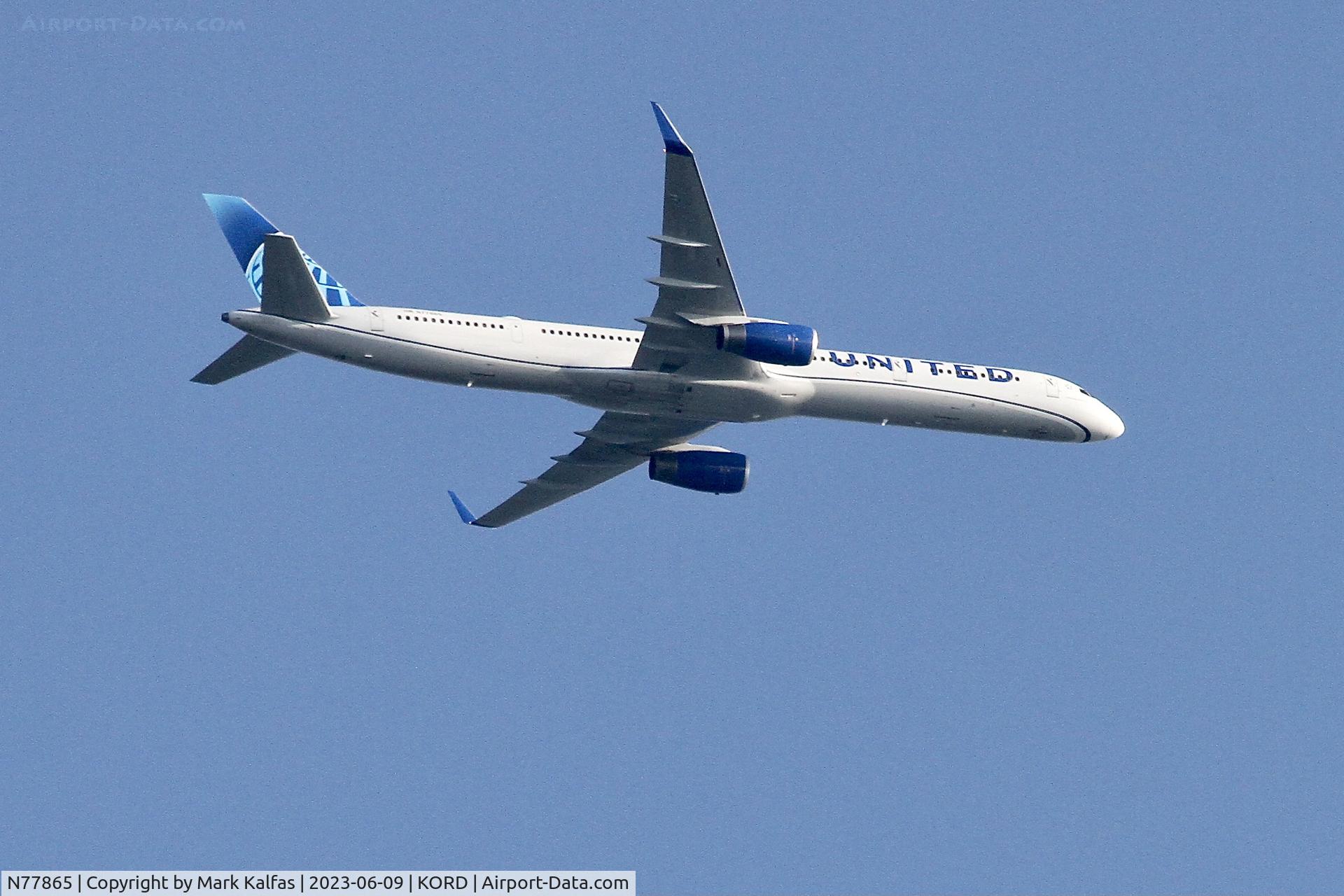N77865, 2002 Boeing 757-33N C/N 32589, United Airlines B753 N77865 operating as UA1828 from MCO to ORD