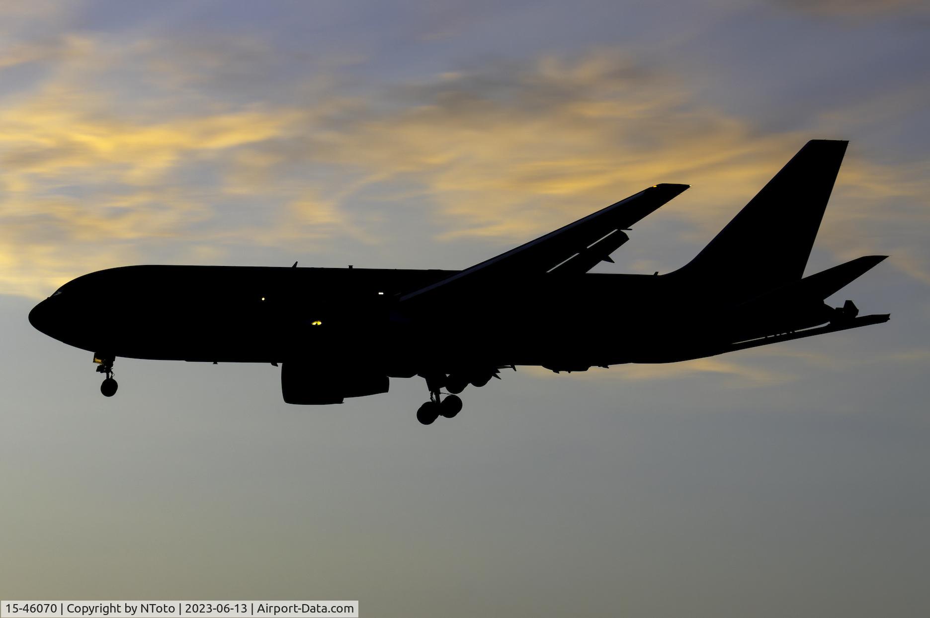 15-46070, 2016 Boeing KC-46A Pegasus C/N 41890/1250, Plane