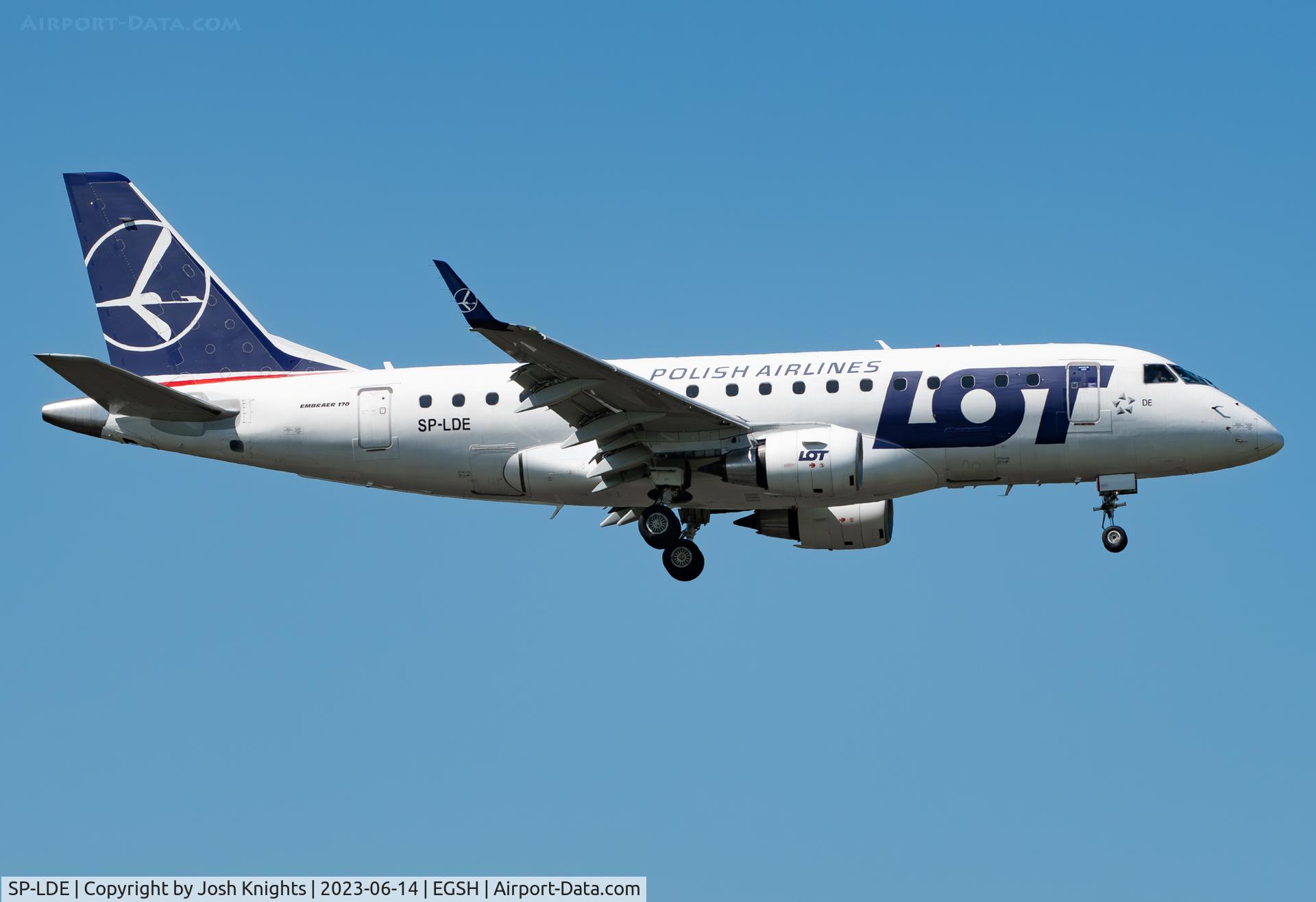 SP-LDE, 2004 Embraer 170ST (ERJ-170-100ST) C/N 17000029, Arriving at Norwich.
