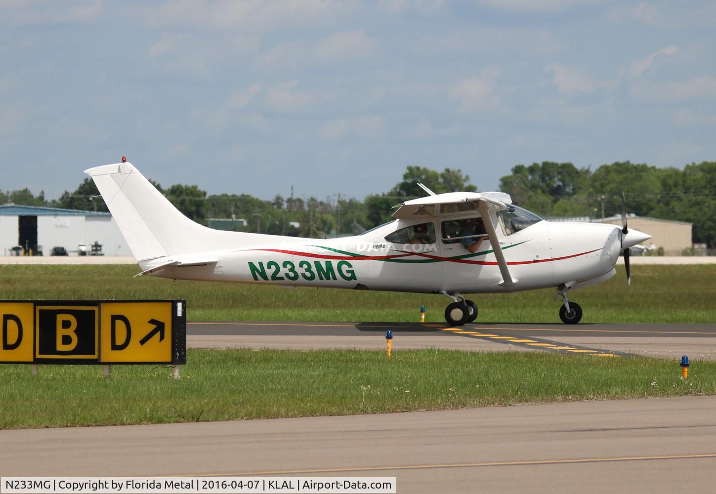 N233MG, 1980 Cessna R182 Skylane RG C/N R18201541, R182 zx