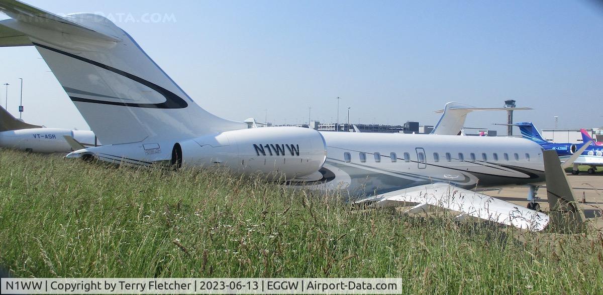 N1WW, 2017 Bombardier BD-700-1A10 Global 6000 C/N 9808, At London Luton