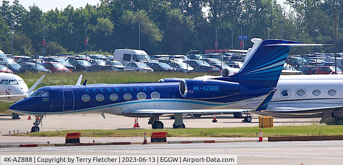 4K-AZ888, 2006 Gulfstream Aerospace GIV-X (G450) C/N 4045, At London Luton