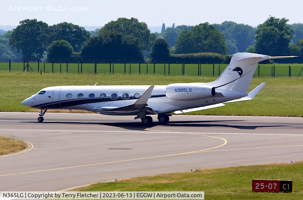 N365LG, 2013 Gulfstream Aerospace G650 (G-VI) C/N 6049, At London Luton