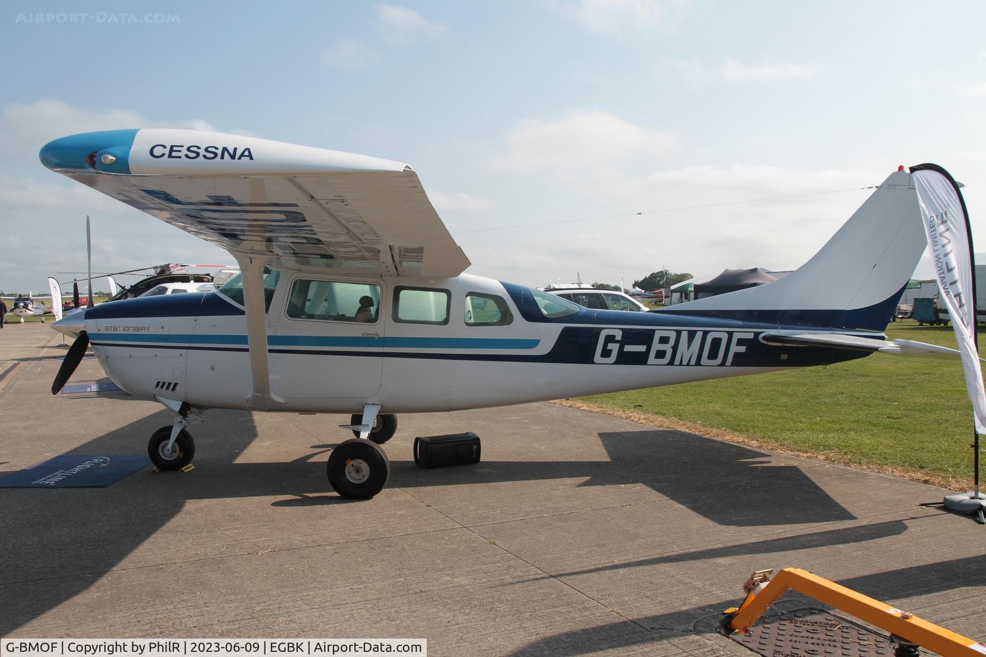 G-BMOF, 1977 Cessna U206G Stationair C/N U206-03658, G-BMOF 1977 Cessna U206G Stationair AeroExpo Sywell