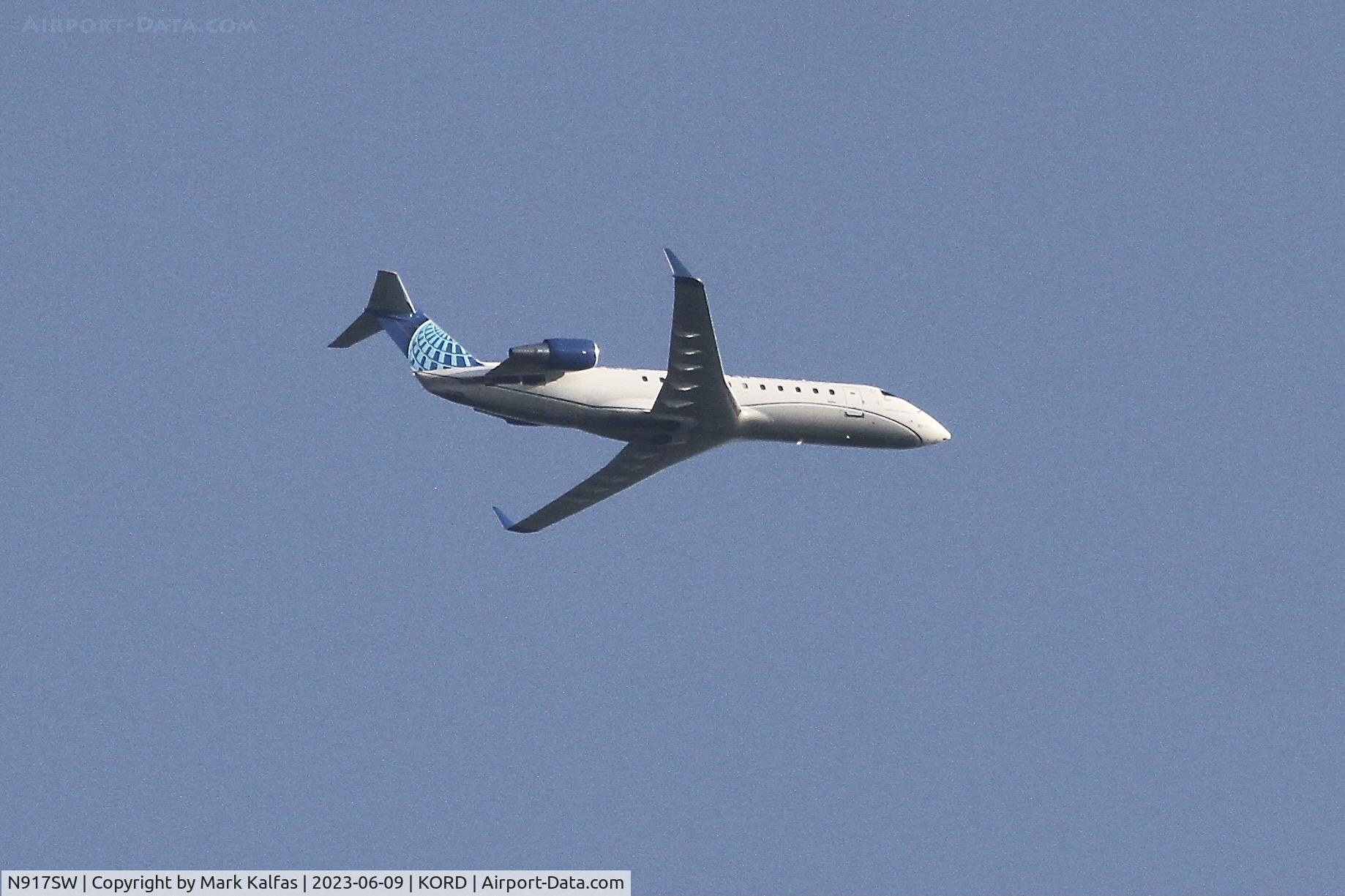 N917SW, 2002 Canadair CRJ-200LR (CL-600-2B19) C/N 7641, SkyWest/United Express CRJ2 N917SW SKW4698 CAK-ORD