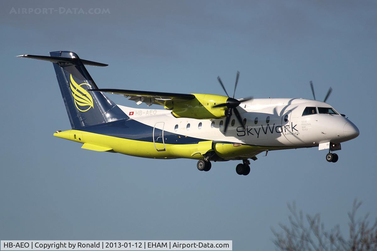 HB-AEO, 1995 Dornier 328-100 C/N 3061, at spl