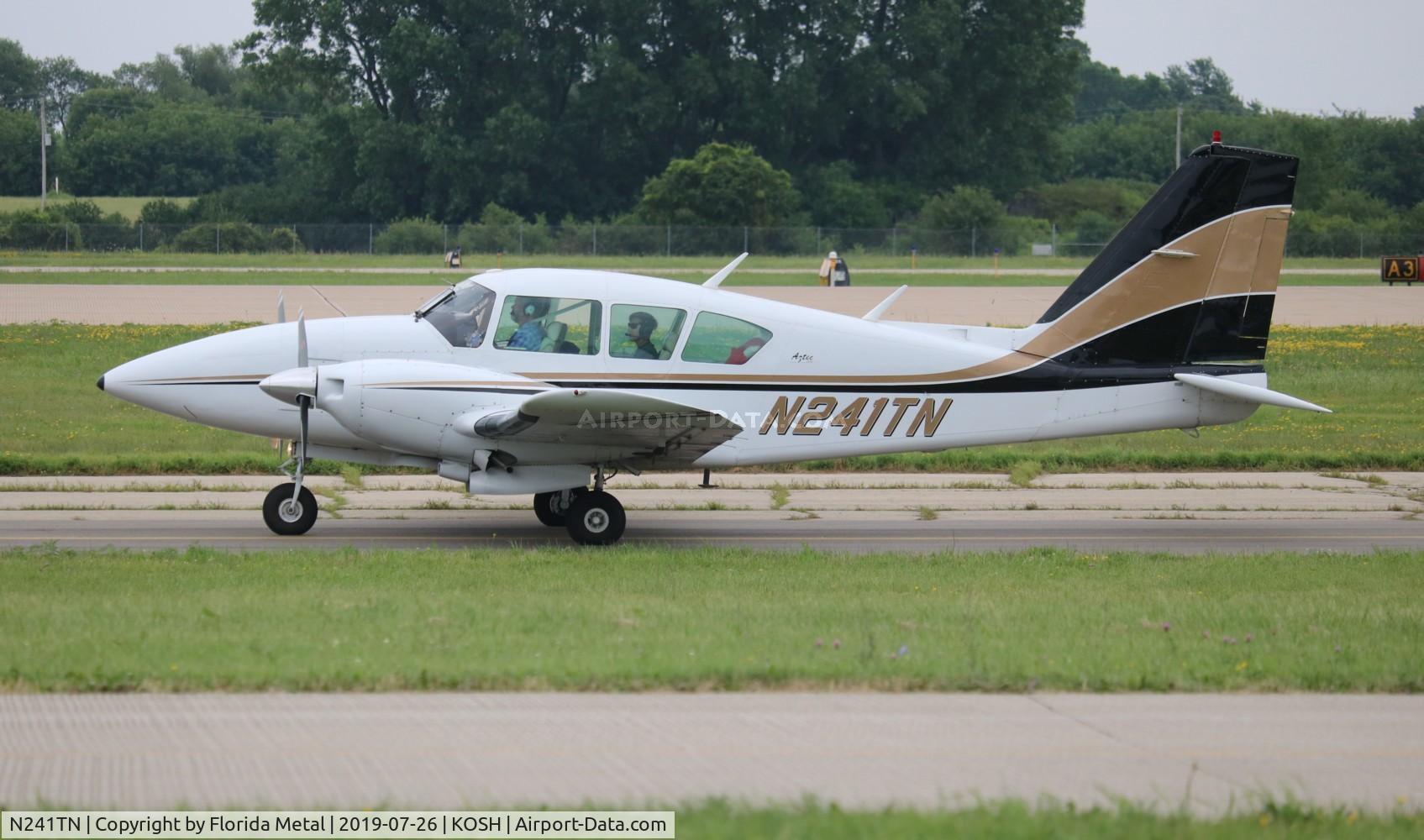 N241TN, Piper PA-23-250 C/N 27-7954110, PA-23 Aztec