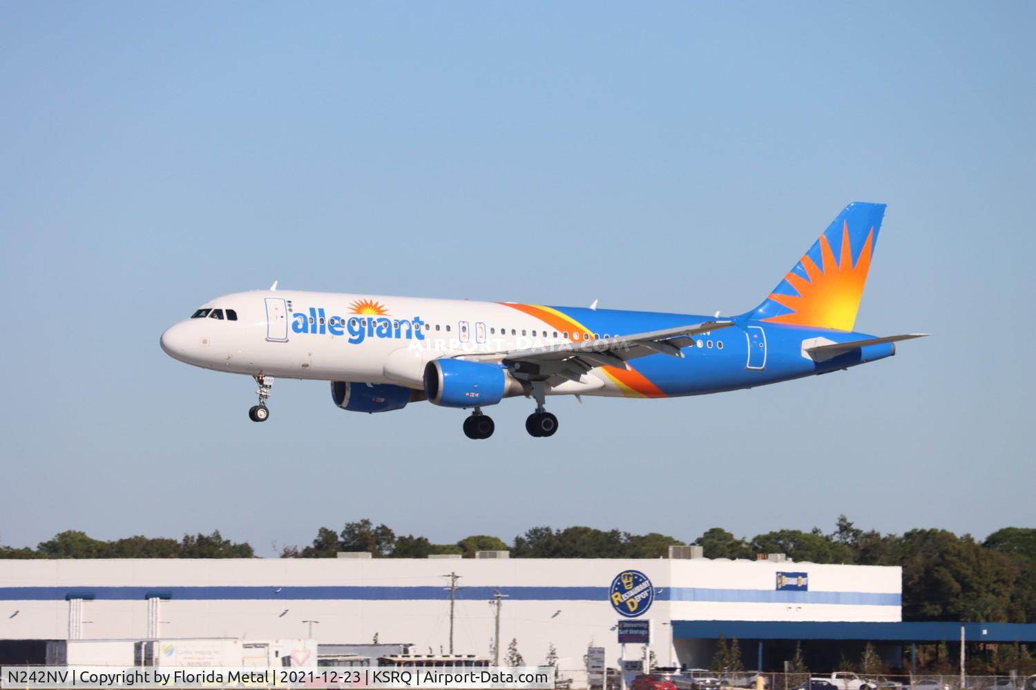 N242NV, 2001 Airbus A320-214 C/N 1396, AAY A320 zx
