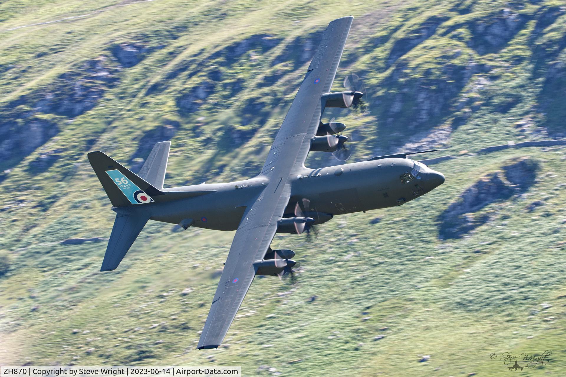 ZH870, 1997 Lockheed Martin C-130J-30 Hercules C.4 C/N 382-5445, Cad West Mach Loop Wales UK. Farewell Flight