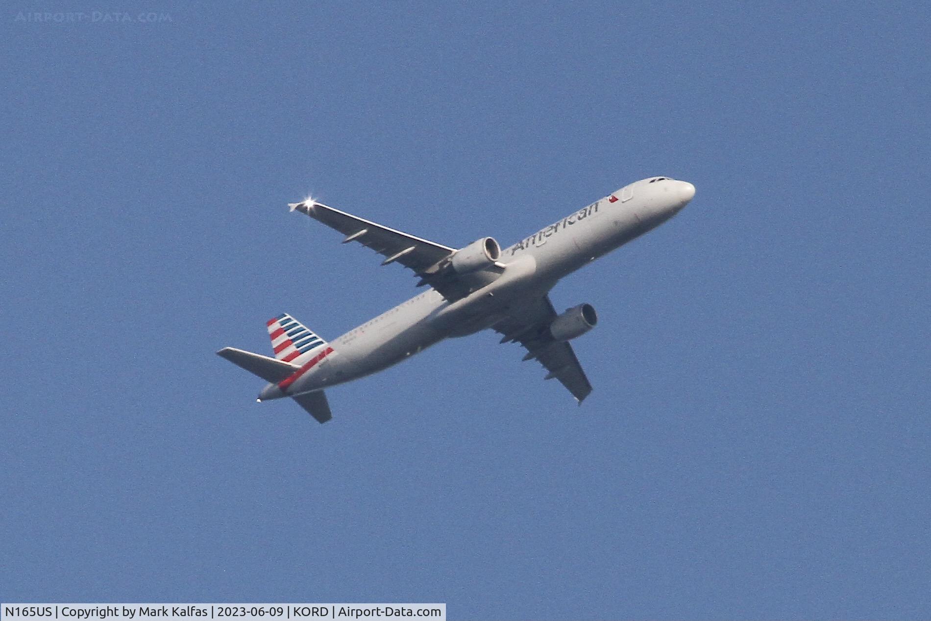 N165US, 2001 Airbus A321-211 C/N 1431, American Airlines A321 N165US operating as AA2857 from CLT to ORD