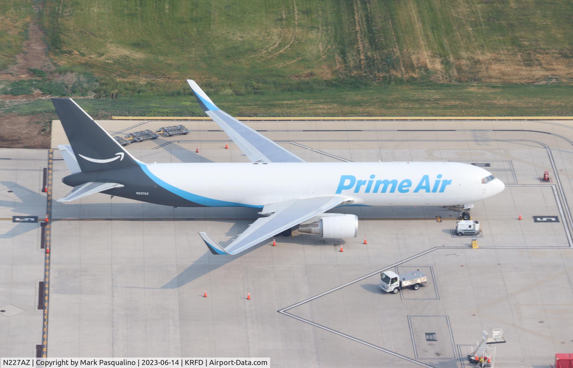 N227AZ, 1994 Boeing 767-323 C/N 27448, Boeing 767-323