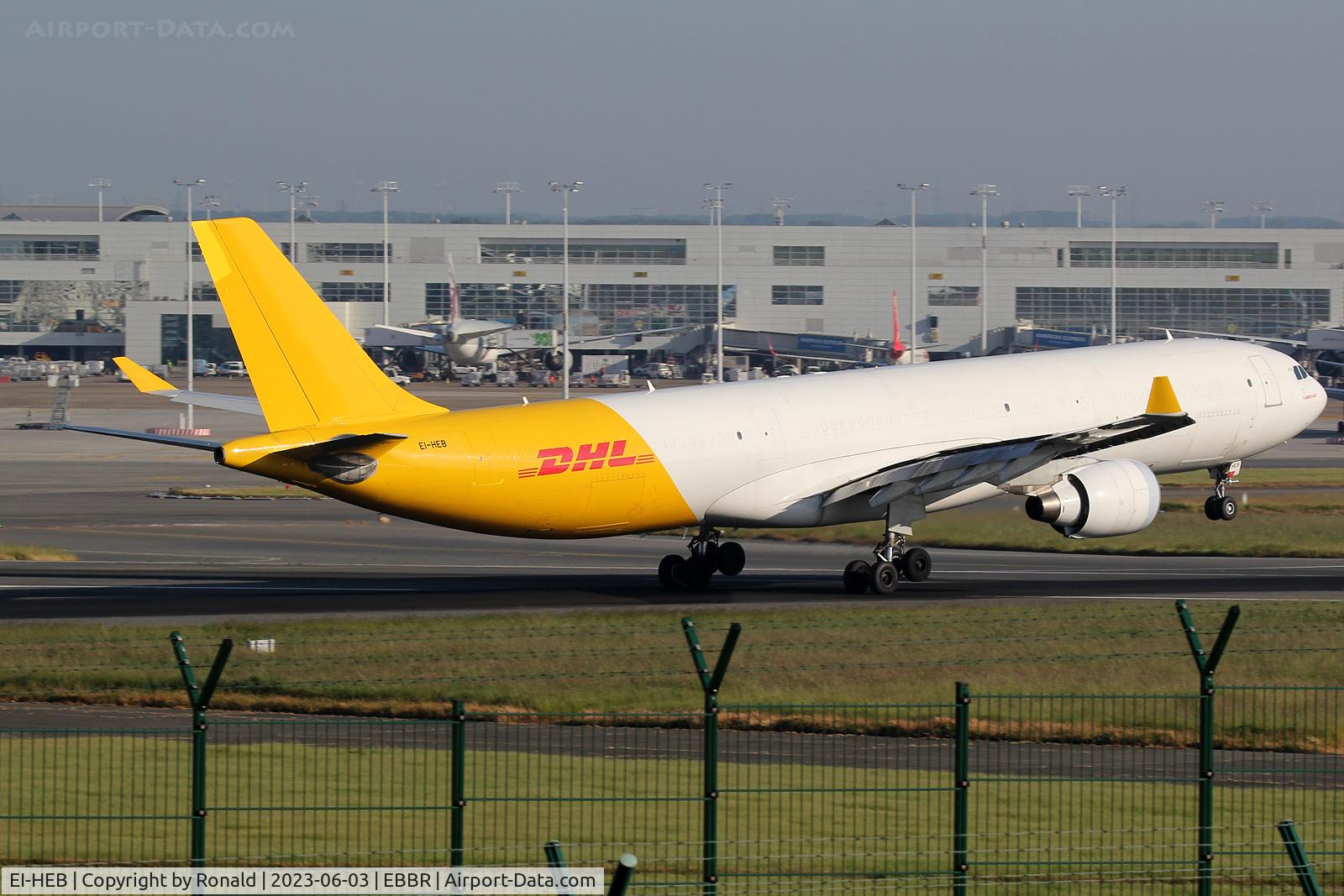 EI-HEB, 1996 Airbus A330-322F C/N 0127, at bru