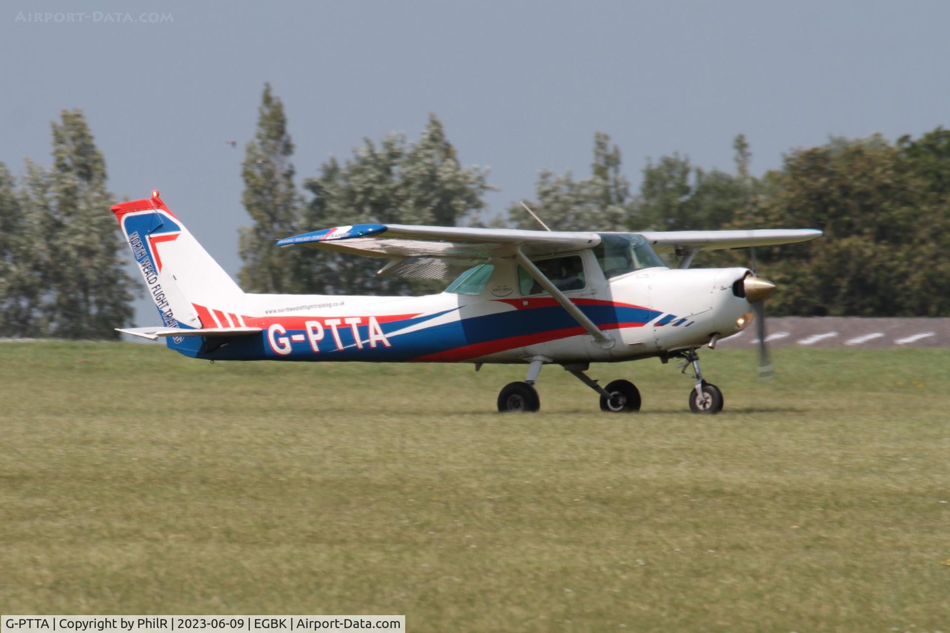 G-PTTA, 1981 Reims F152 C/N 1904, G-PTTA 1981 Reims Cassna  F152 AeroExpo Sywell