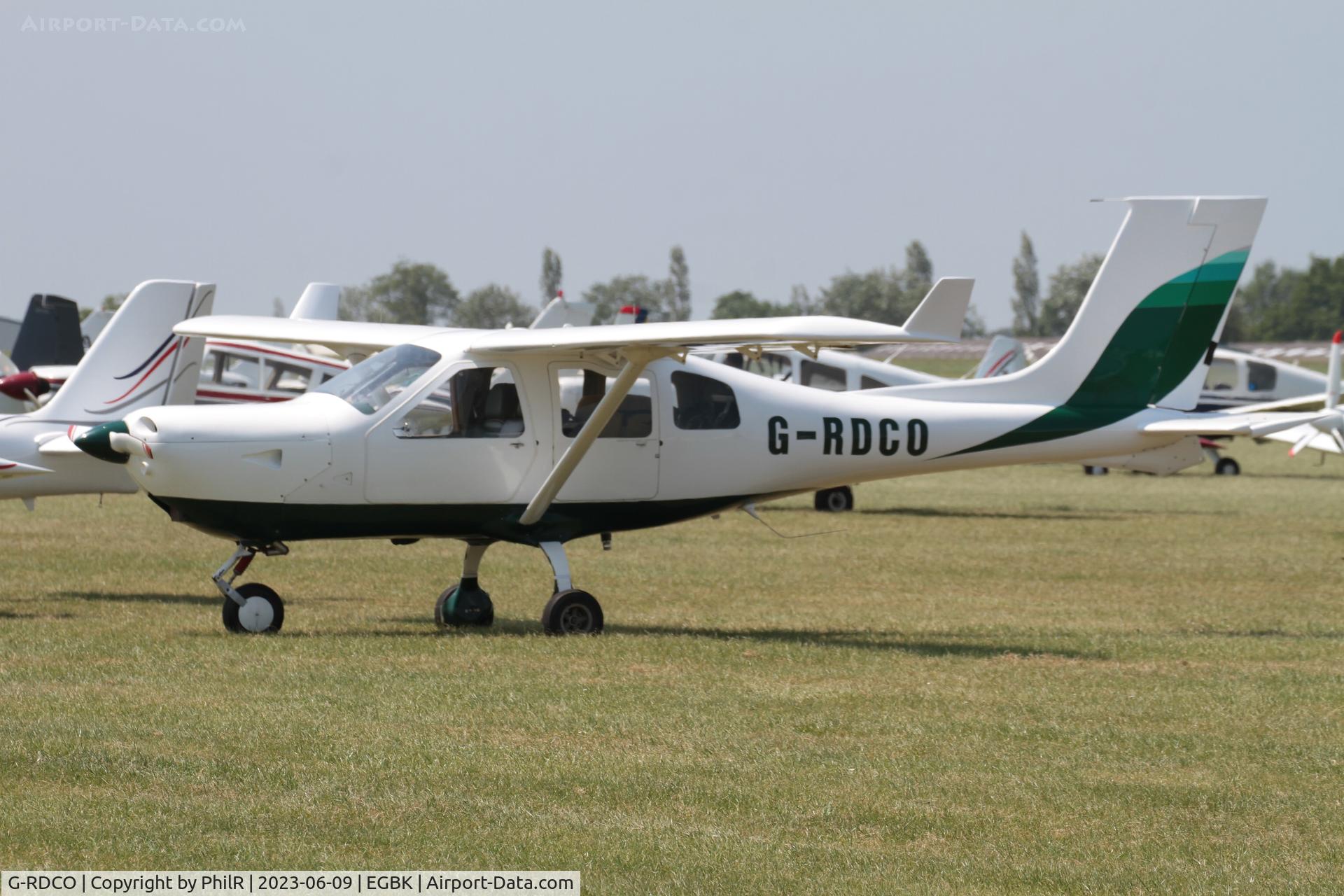 G-RDCO, 2004 Jabiru J400 C/N PFA 325-14052, G-RDCO 2004 Jabiru J430 AeroExpo Sywell