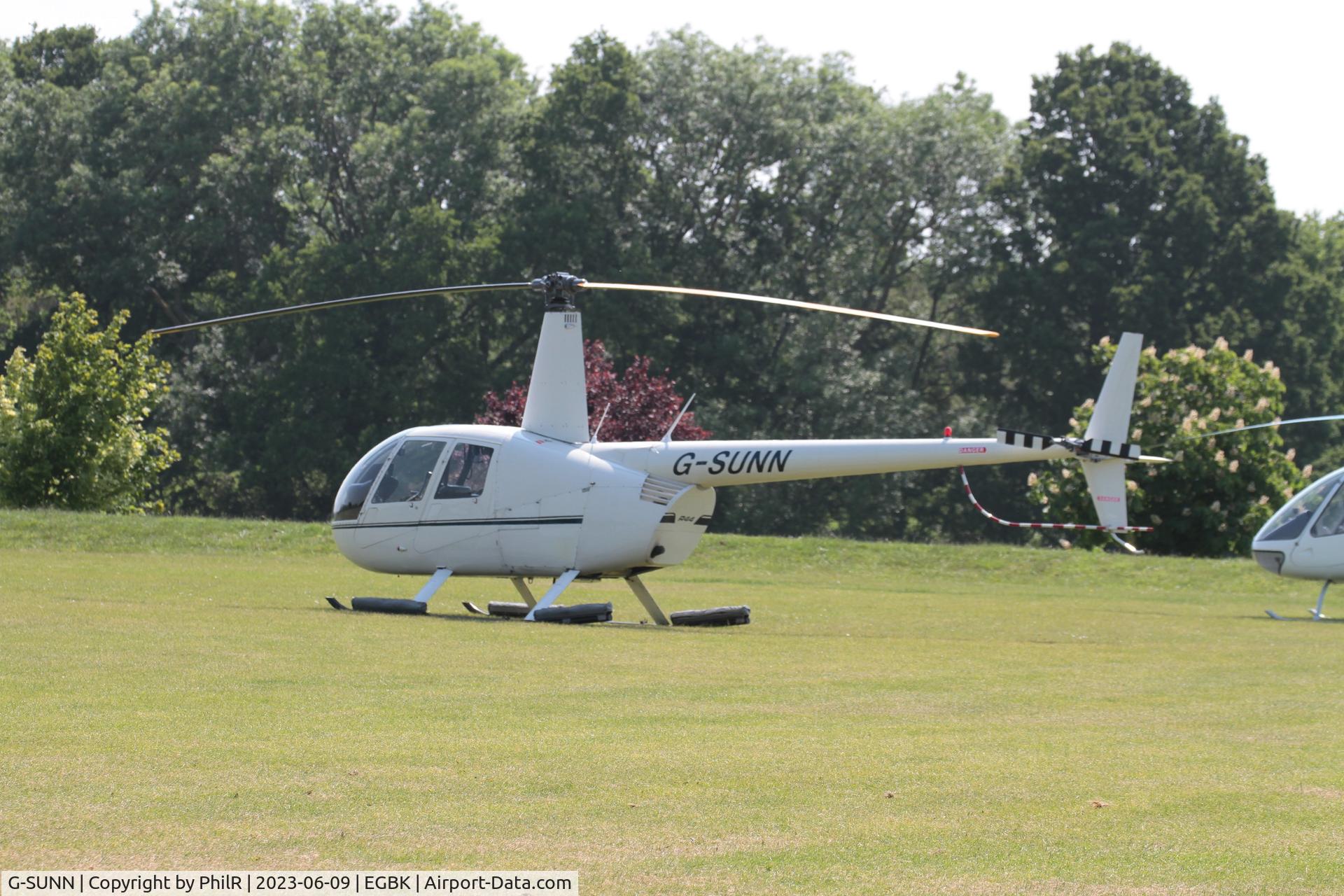 G-SUNN, 2004 Robinson R44 Clipper C/N 1367, G-SUNN 2004 Robinson R44 Clipper AeroExpo Sywell