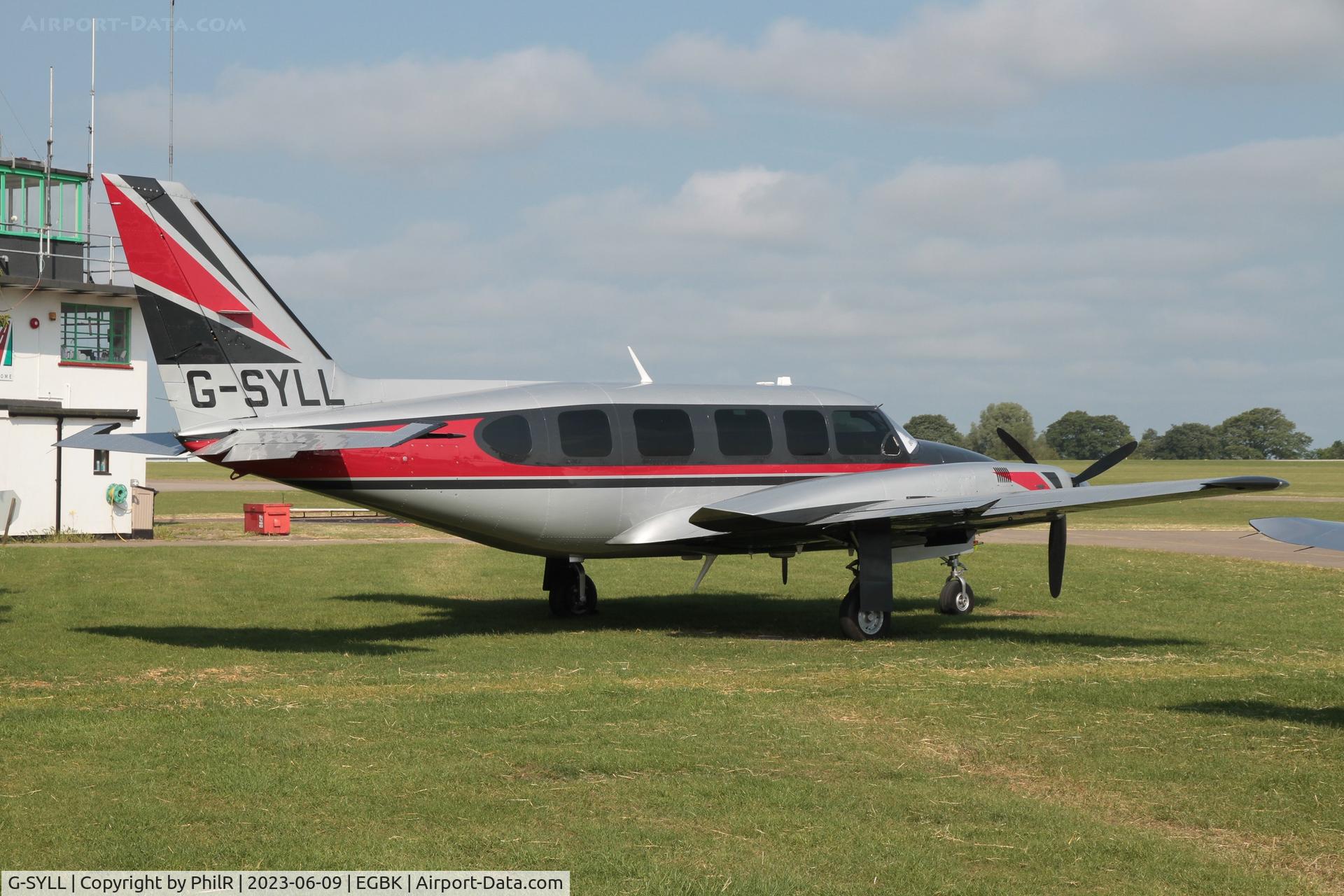 G-SYLL, 1979 Piper PA-31-350 Navajo Chieftain Chieftain C/N 31-7952102, G-SYLL 1979 Piper PA-31 Navajo Chieftan AeroExpo Sywell