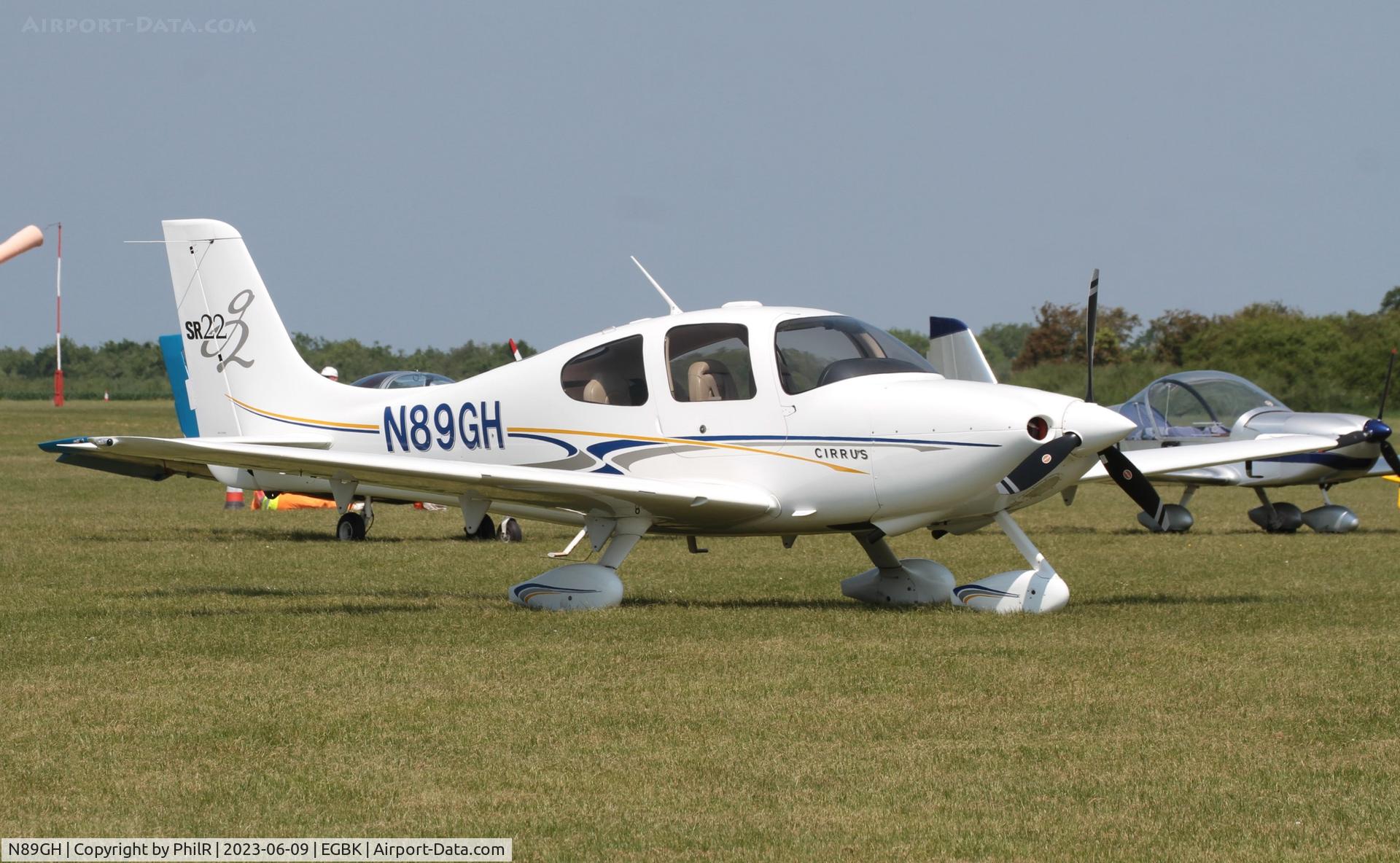 N89GH, 2004 Cirrus SR22 G2 C/N 1178, N89GH 2004 Cirrus SR22 G2 AeroExpo Sywell